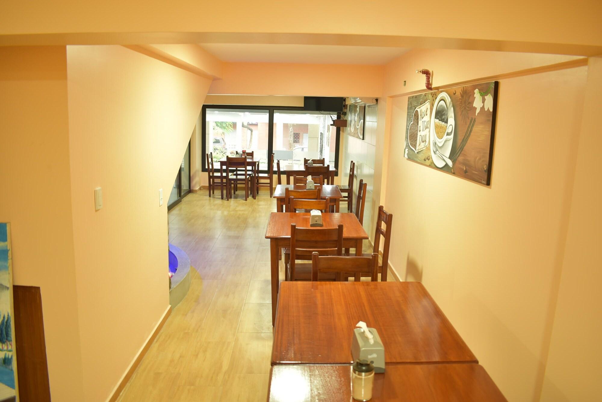 Bar/Salón HOTEL FORTUNE GYE