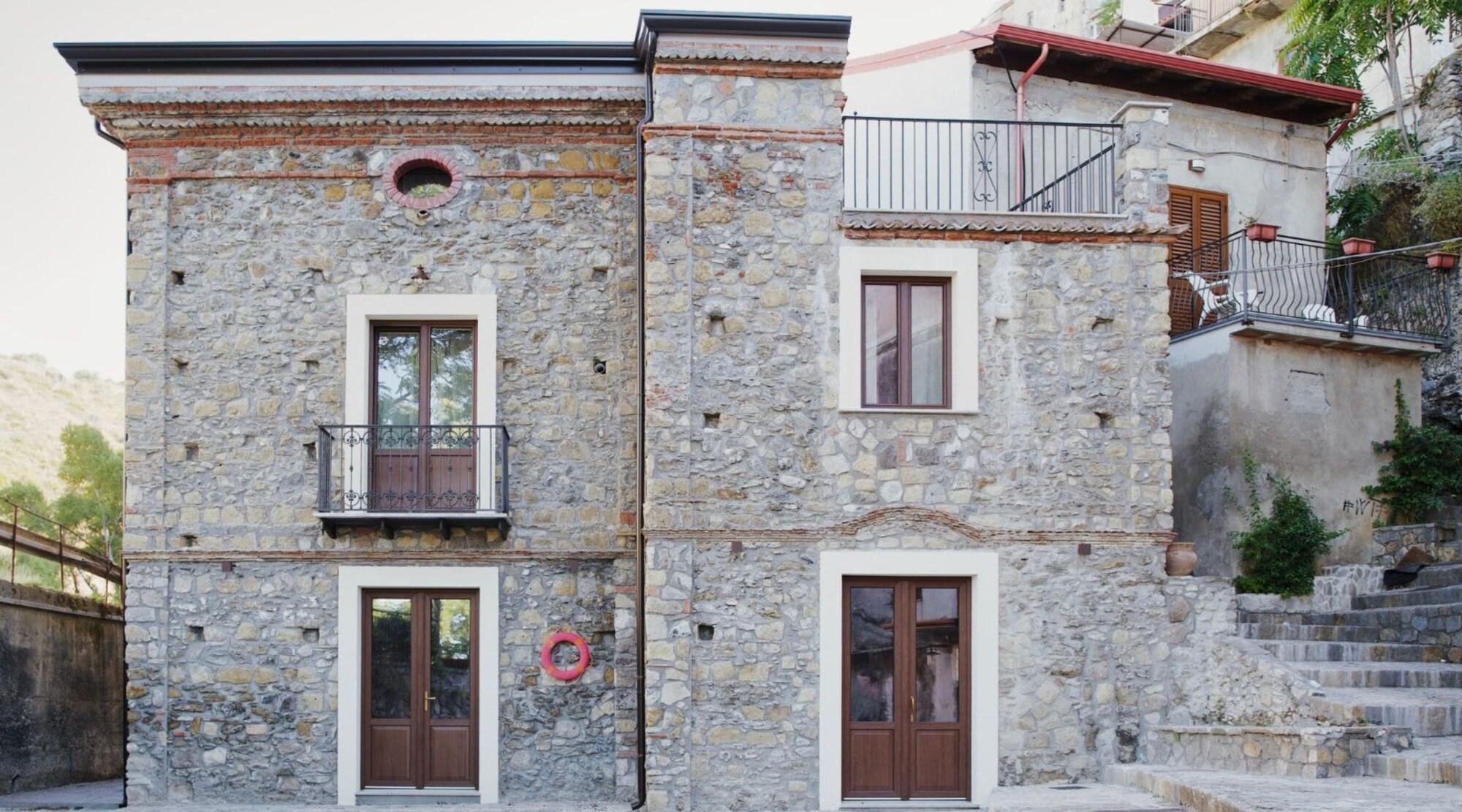 Varios Casa Marinari