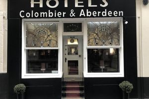 Alojamiento - Hotel Le Grand Colombier