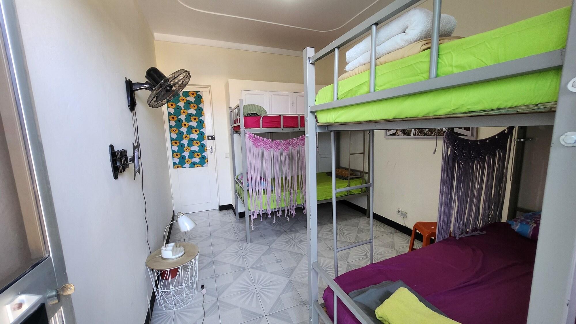 Habitación Meeting Point-Praia Diplomatic Center