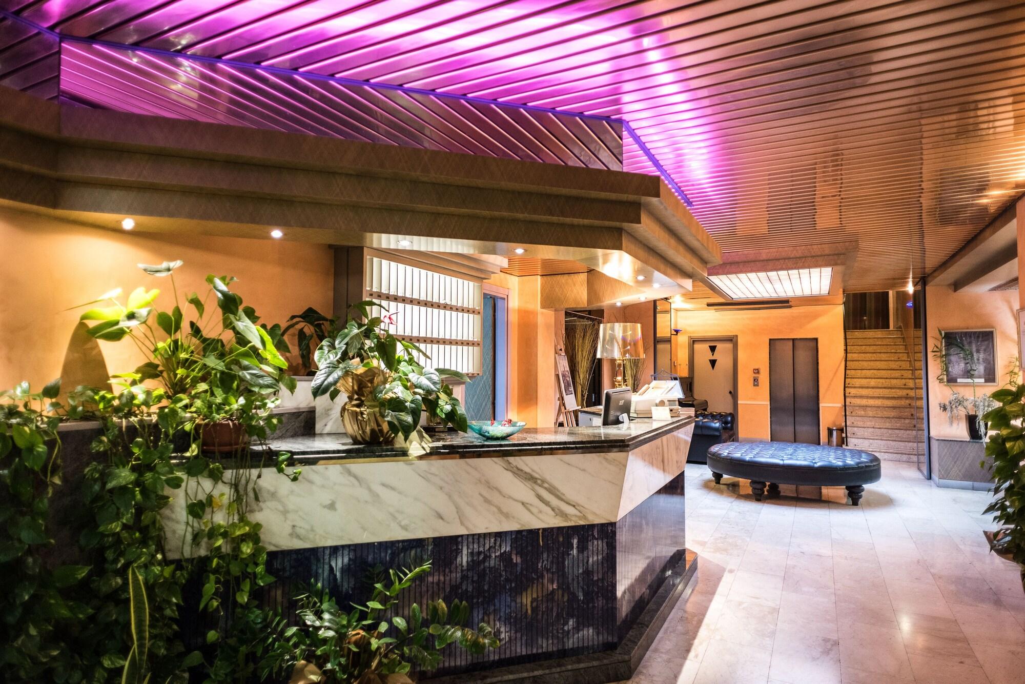 Vista Lobby HOTEL GIALLETTI