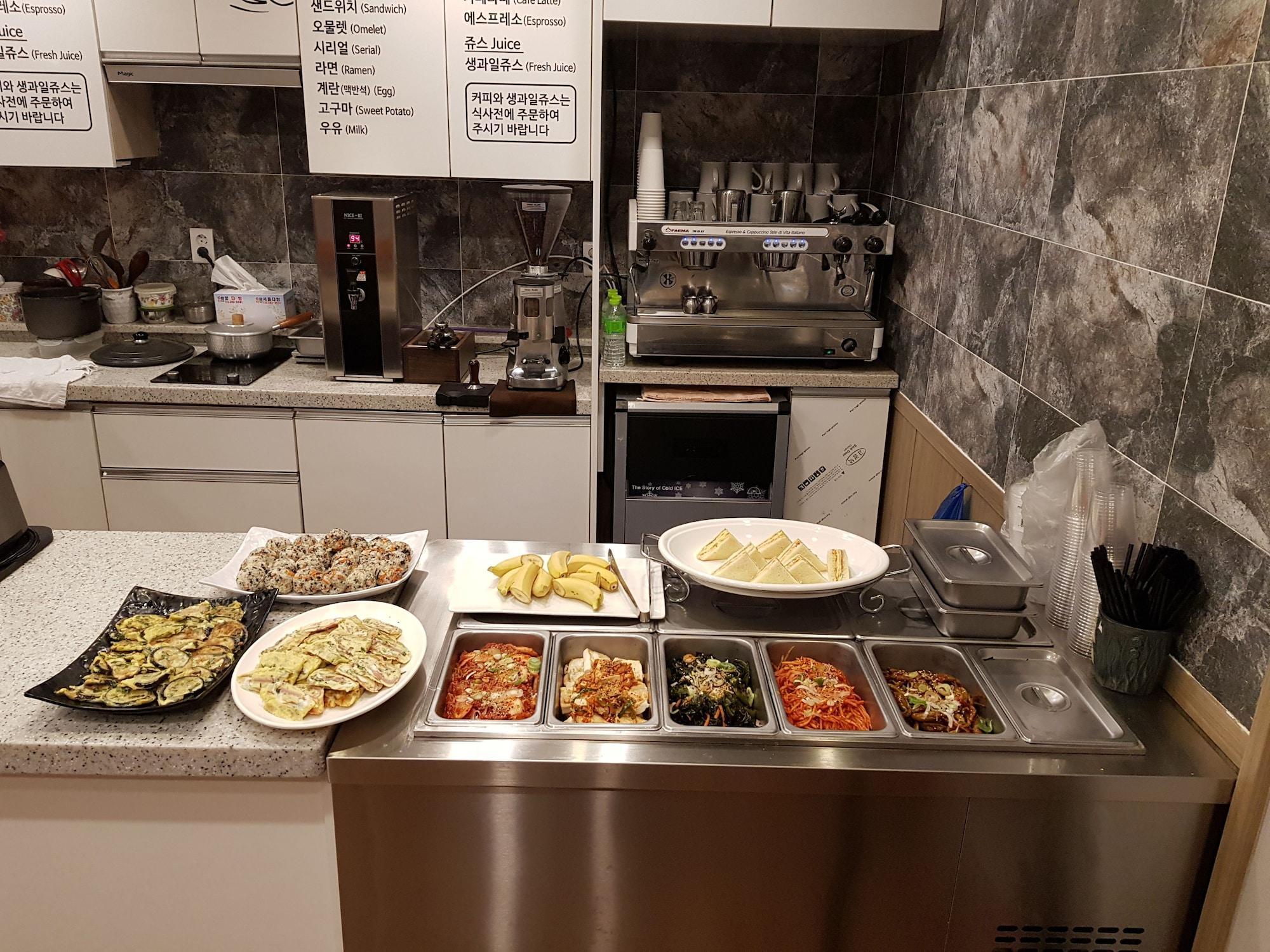 Restaurant Hanam 1st Business Hotel