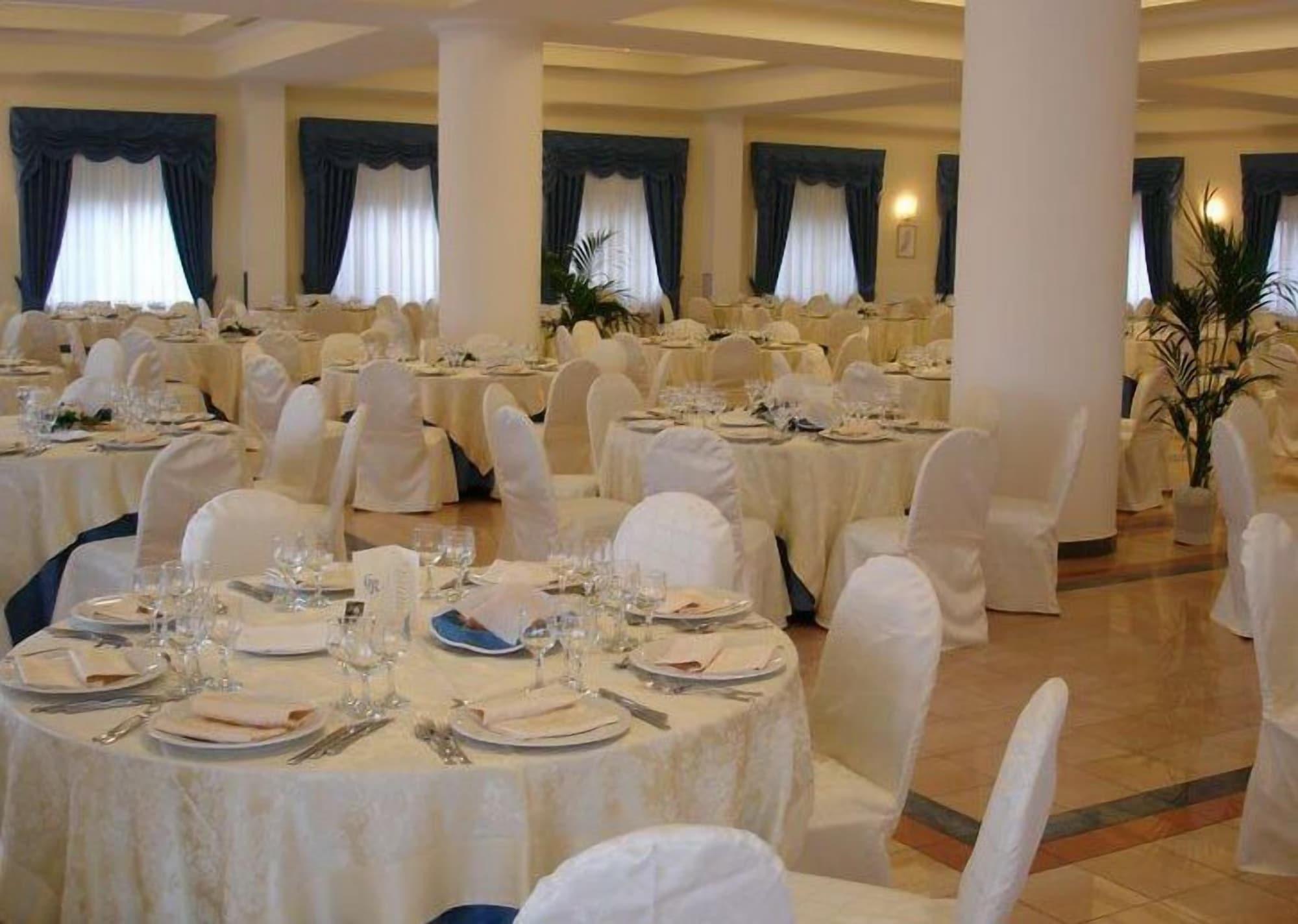 Vista Lobby Grand Hotel Certosa