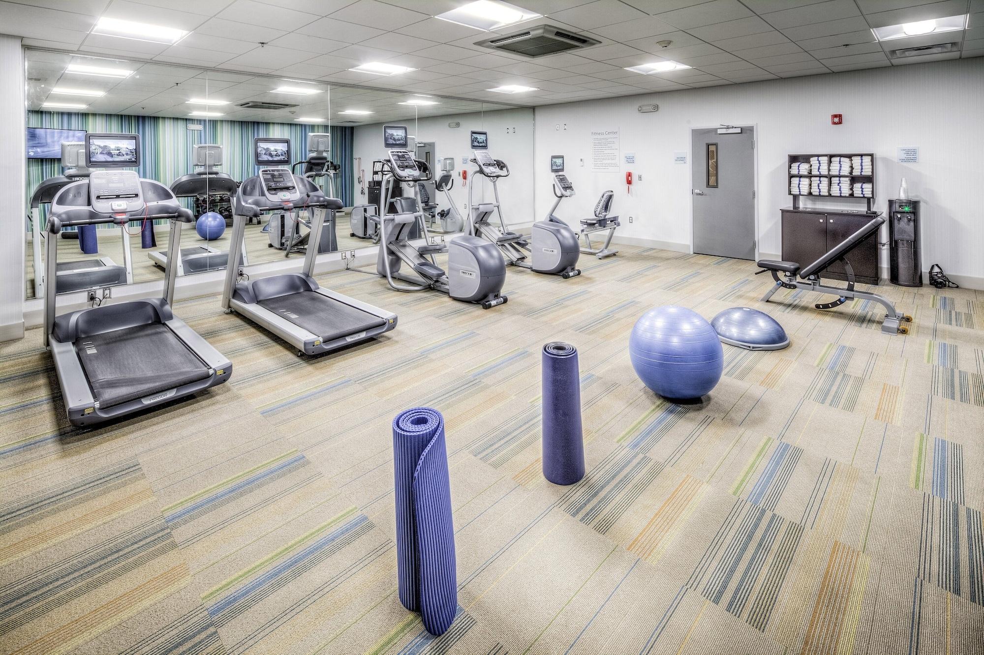 Gimnasio Holiday Inn Express & Suites Cleveland West - Westlake by IHG