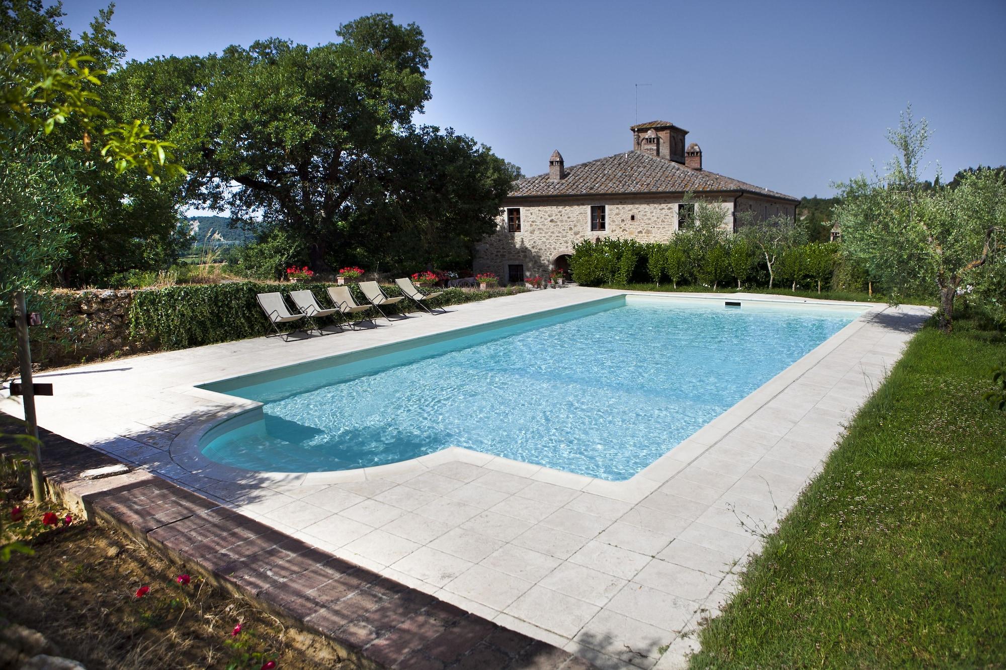 Vista Piscina Agritourism Tenuta Armaiolo