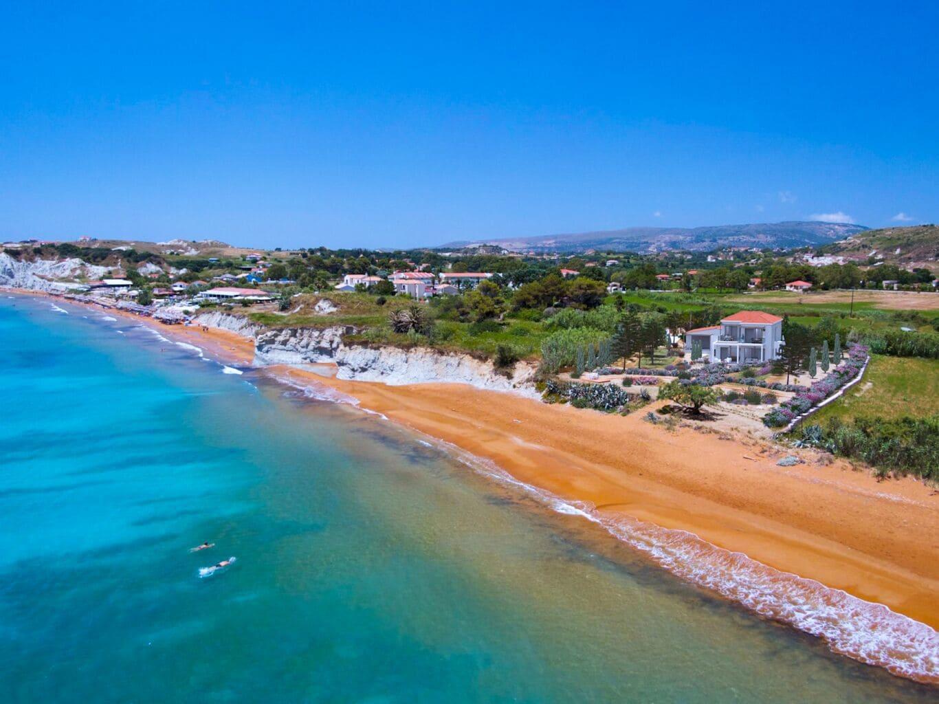 Varios Grand Blue Beach Apartments & Suites