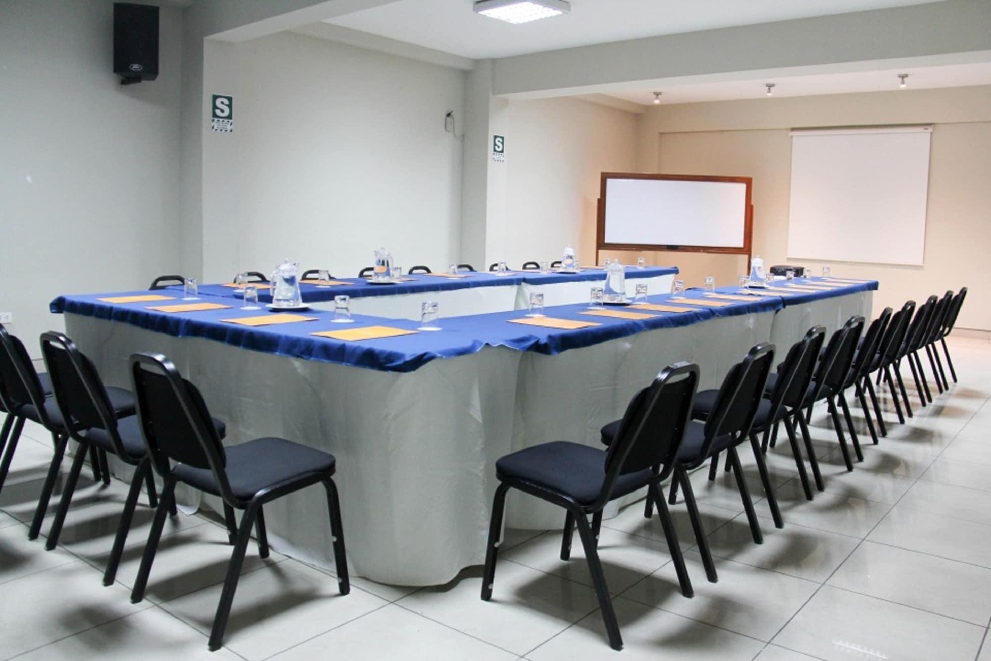 Sala de Reuniones Hotel Paraiso Trujillo