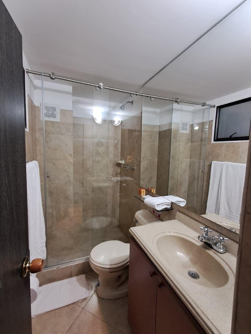 Equipamiento de Habitación Hospedium Hotel Silver Javeriana Bogotá