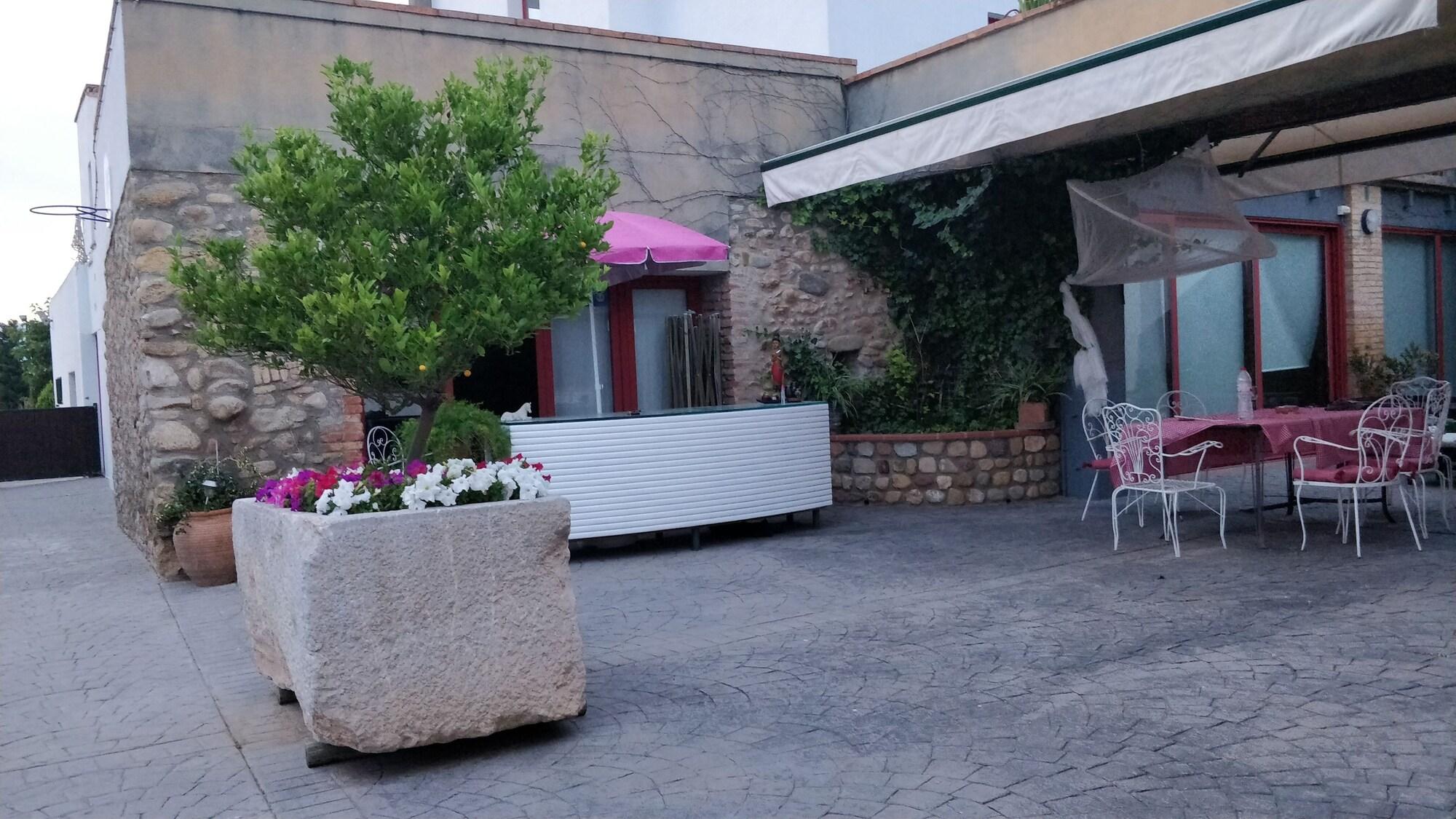 Vista Exterior Cortijo Cal Rajoler