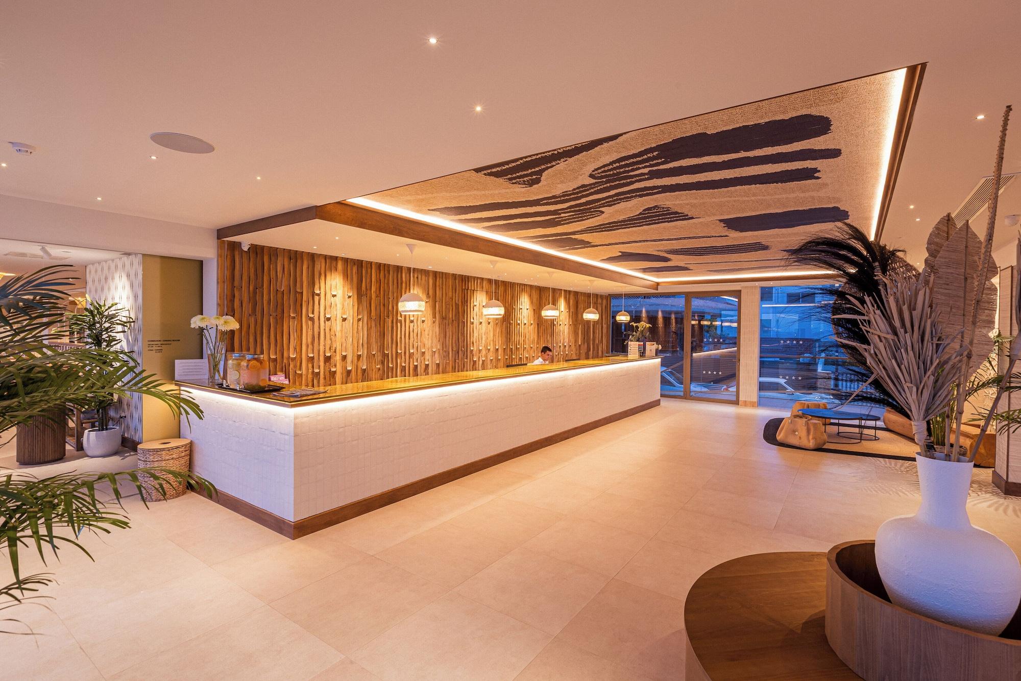 Vista Lobby Hotel Simbad