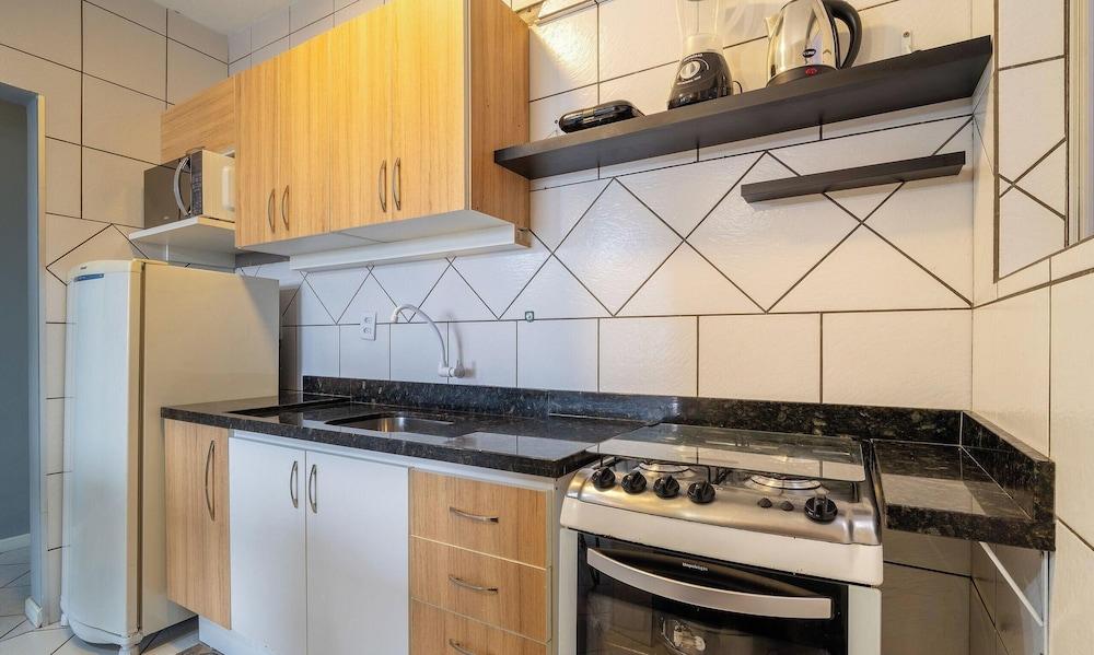 Equipamiento de Habitación Apartments 230m From the Beach in Ingleses - ZIO
