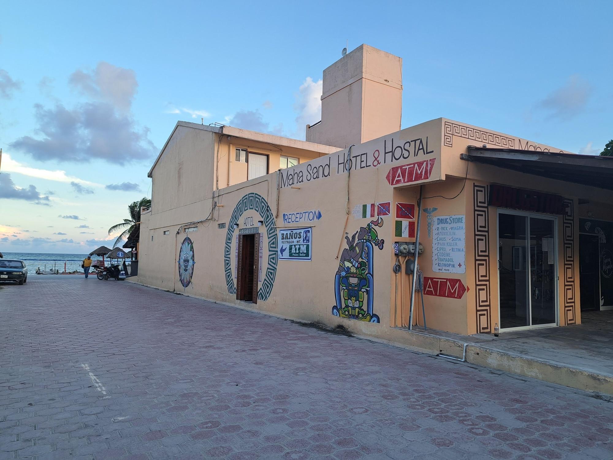 Vista Exterior Mahasand Suites, Hostel & Hotel