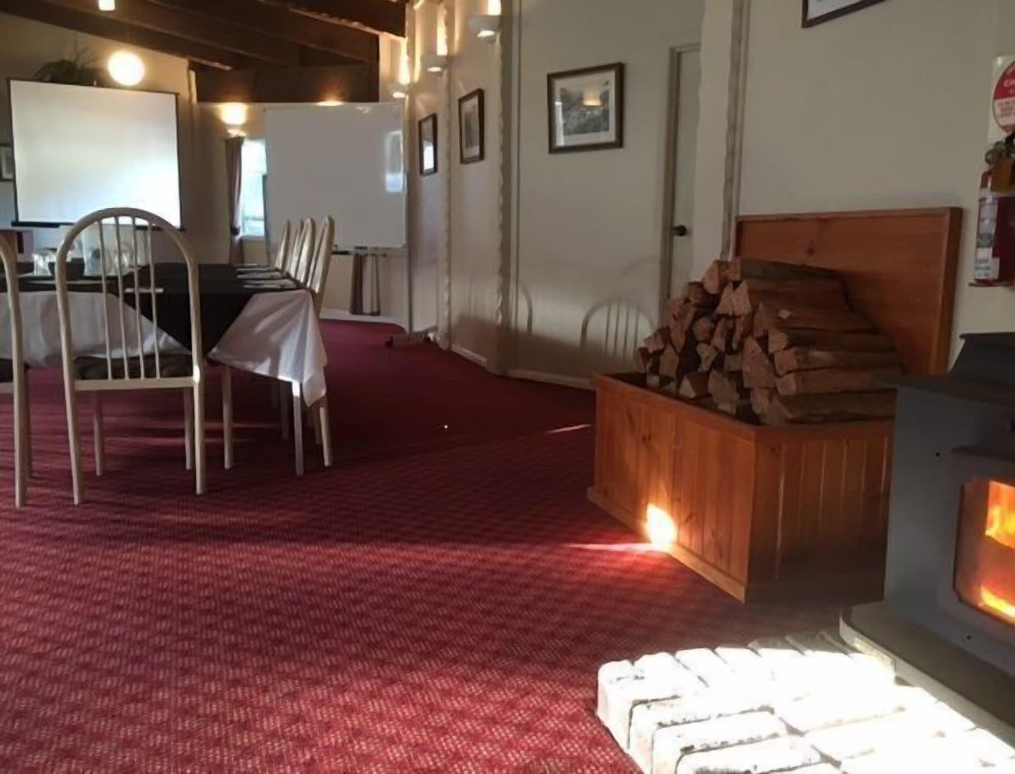 Sala de Reuniones West Coaster Motel