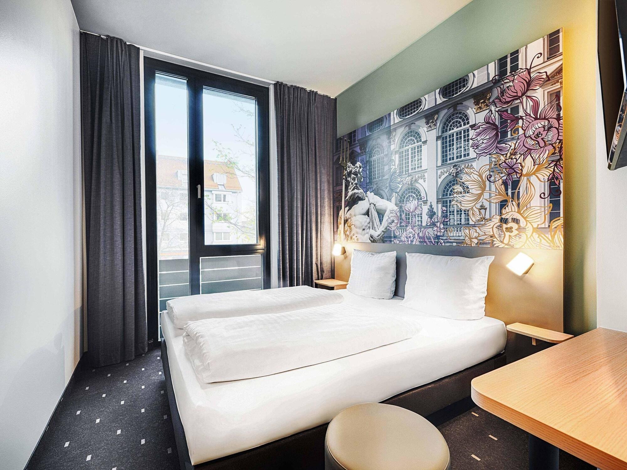 Varios B&B Hotel München-Moosach