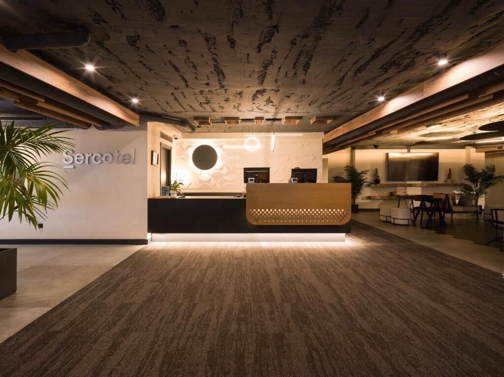 Vista Lobby Sercotel Sevilla Guadalquivir Suites