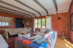 Alquiler Vacacional - Peaceful Oasis With Pool & Views in Heart of LA