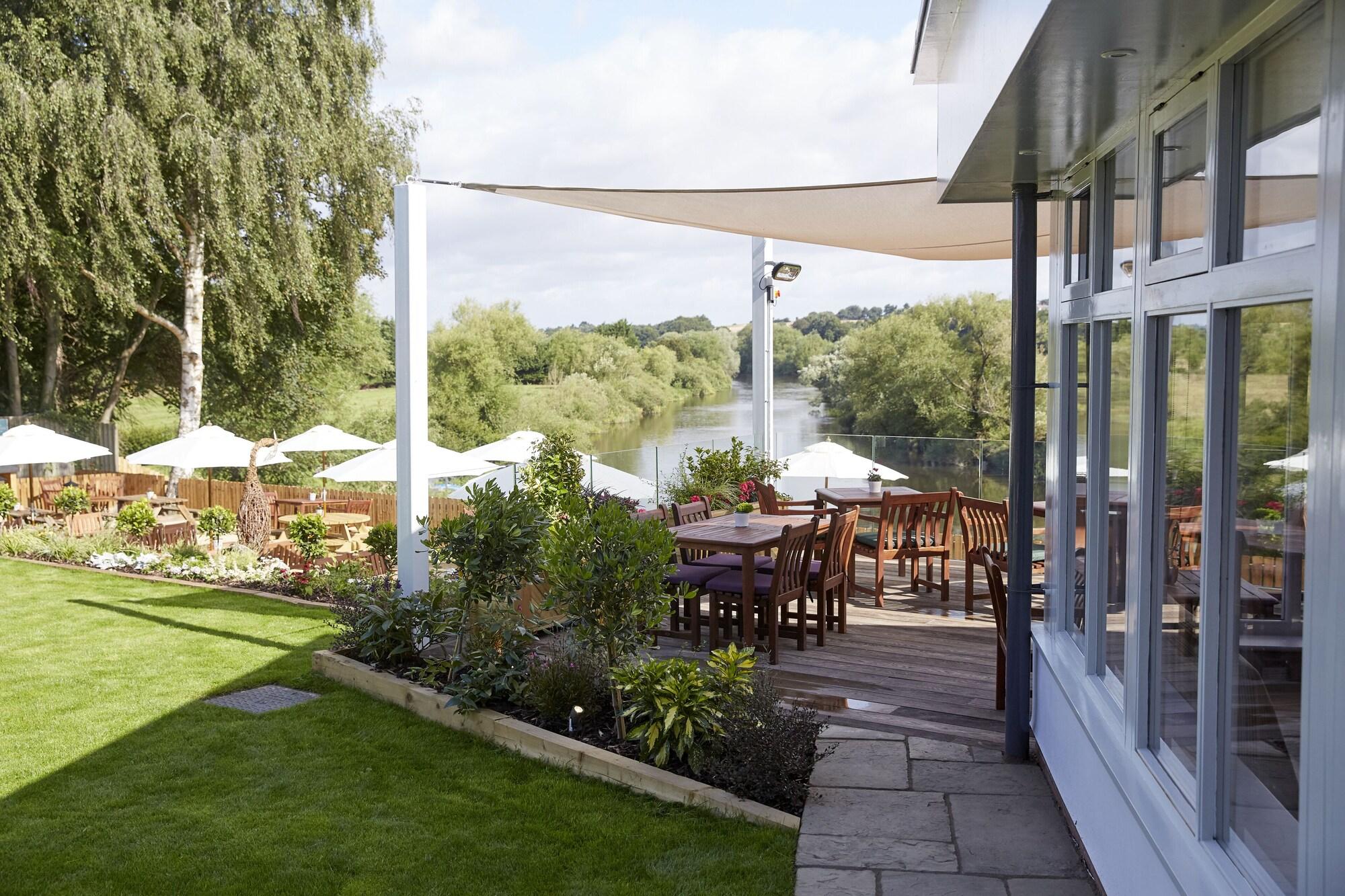 Vista Exterior Riverside Shrewsbury by Greene King Inns