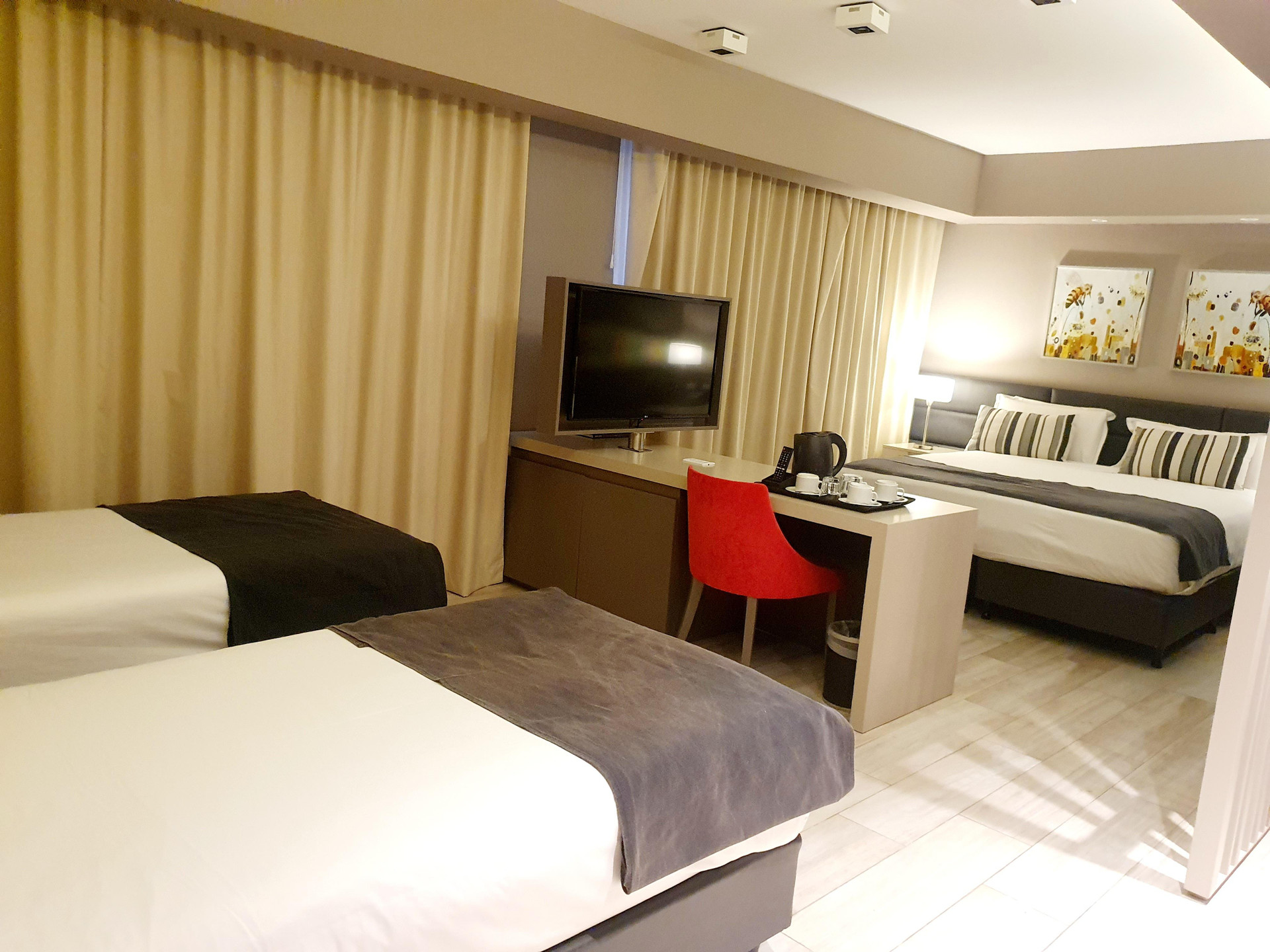 Equipamiento de Habitación Grandview Hotel & Convention Center Buenos Aires