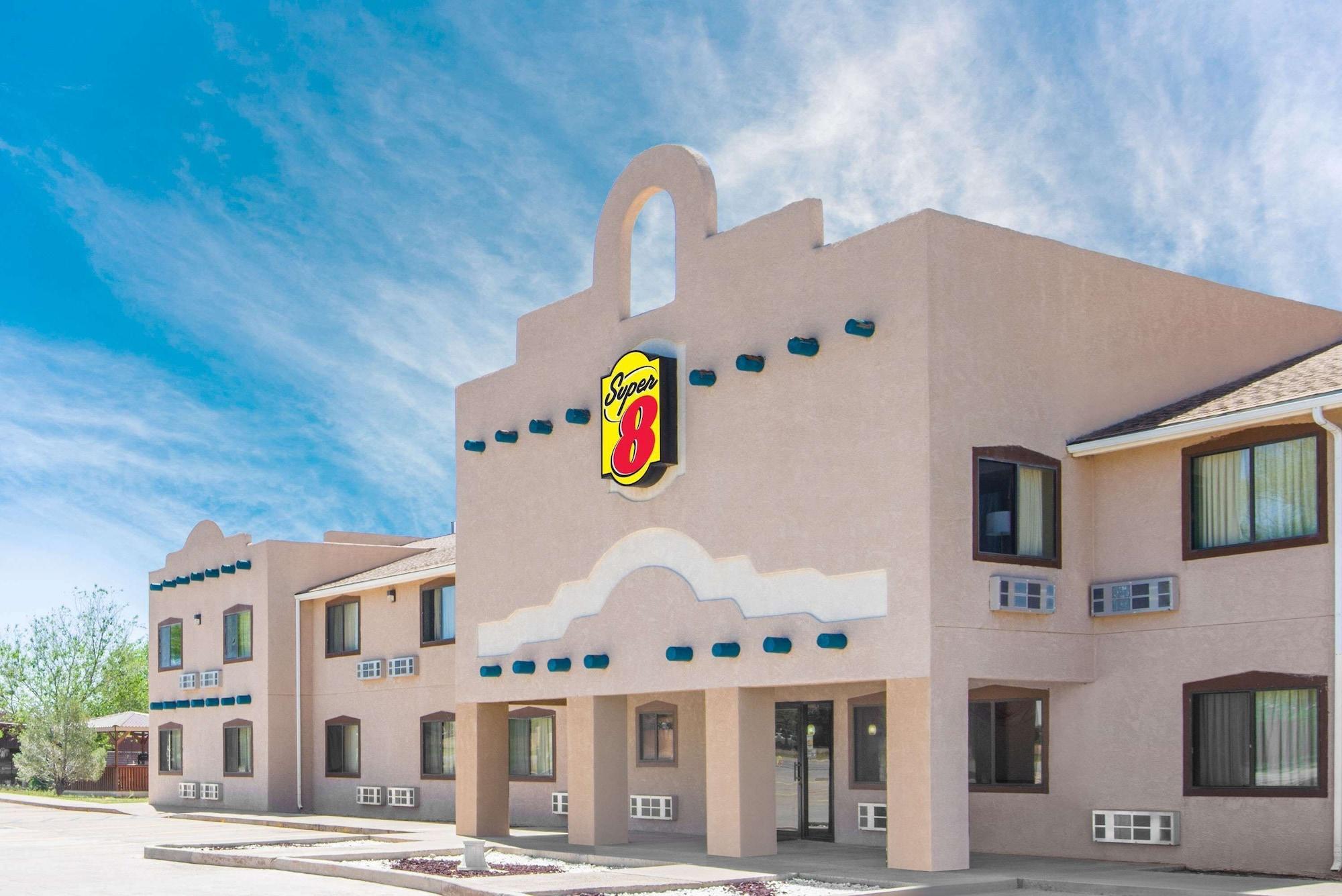 Varios Super 8 by Wyndham Fort Sumner