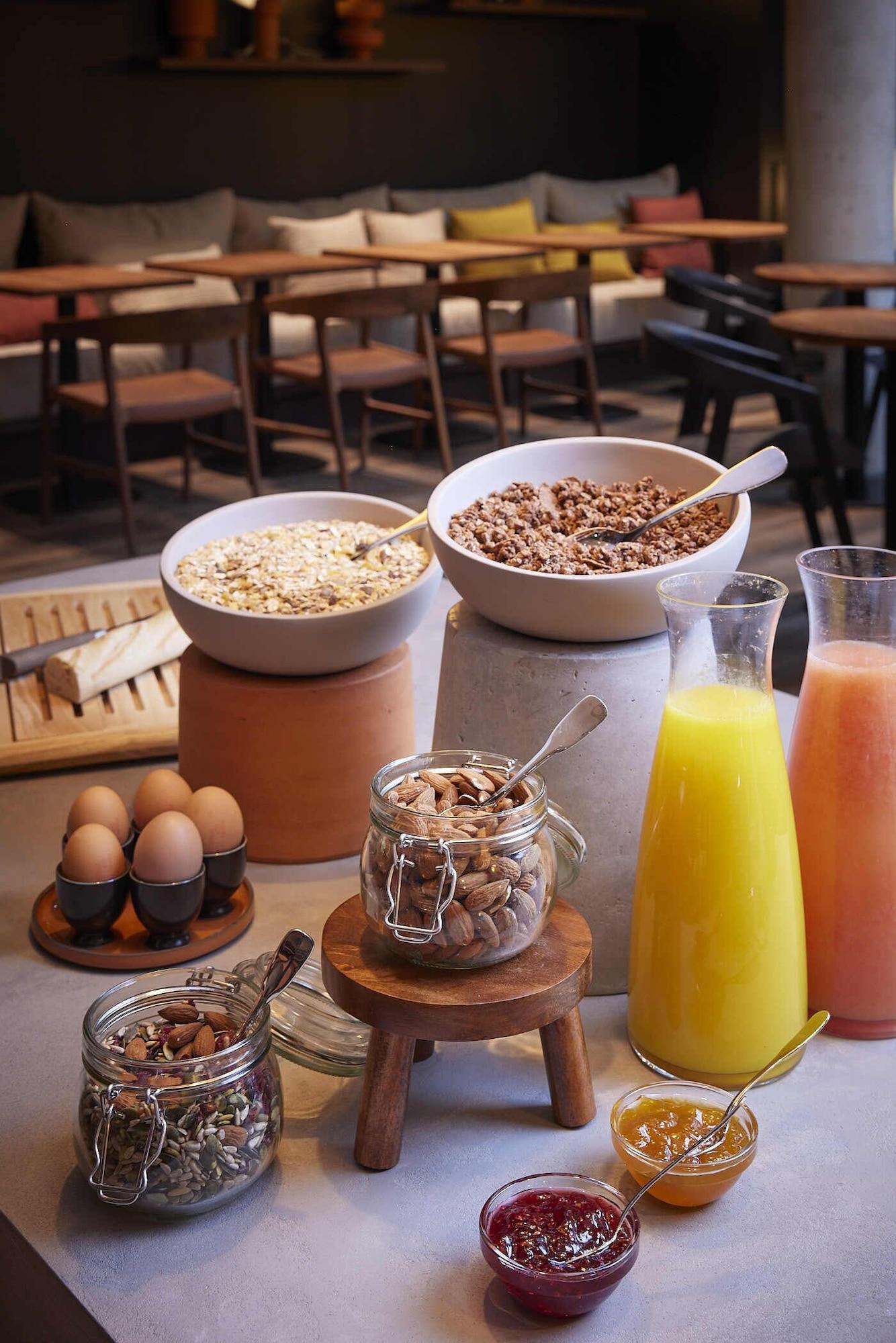 Restaurant Le Bellune Paris Hotel & Spa