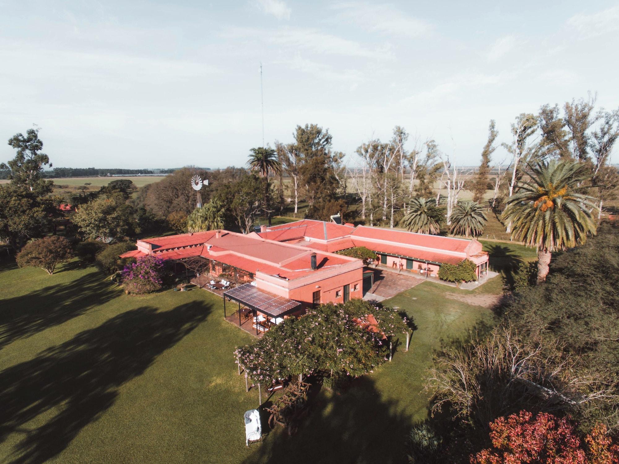 Vista Exterior Estancia La Violeta