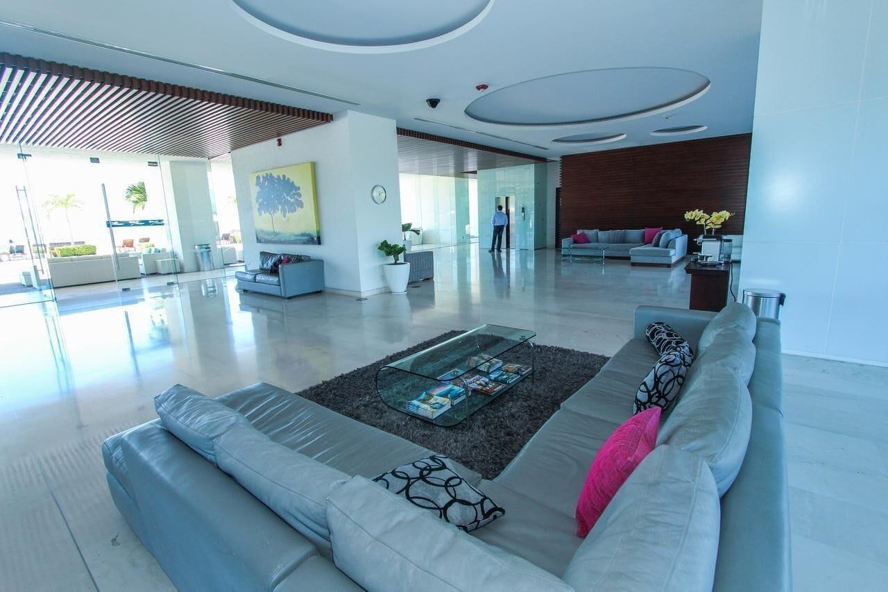 Lobby view Luxury Apartment in Marina Vallarta-garden