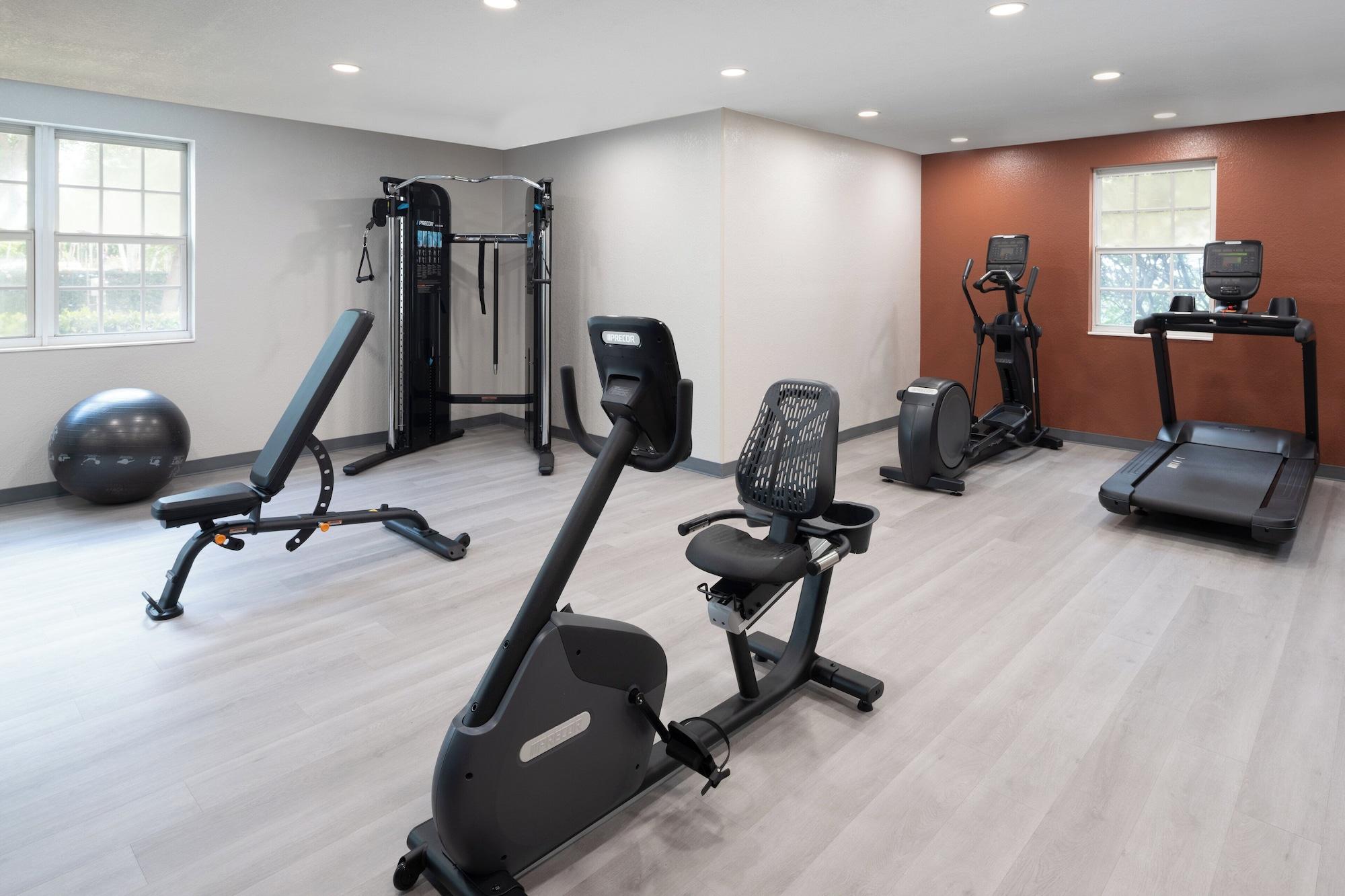 Gimnasio Candlewood Suites Miami Lakes by IHG