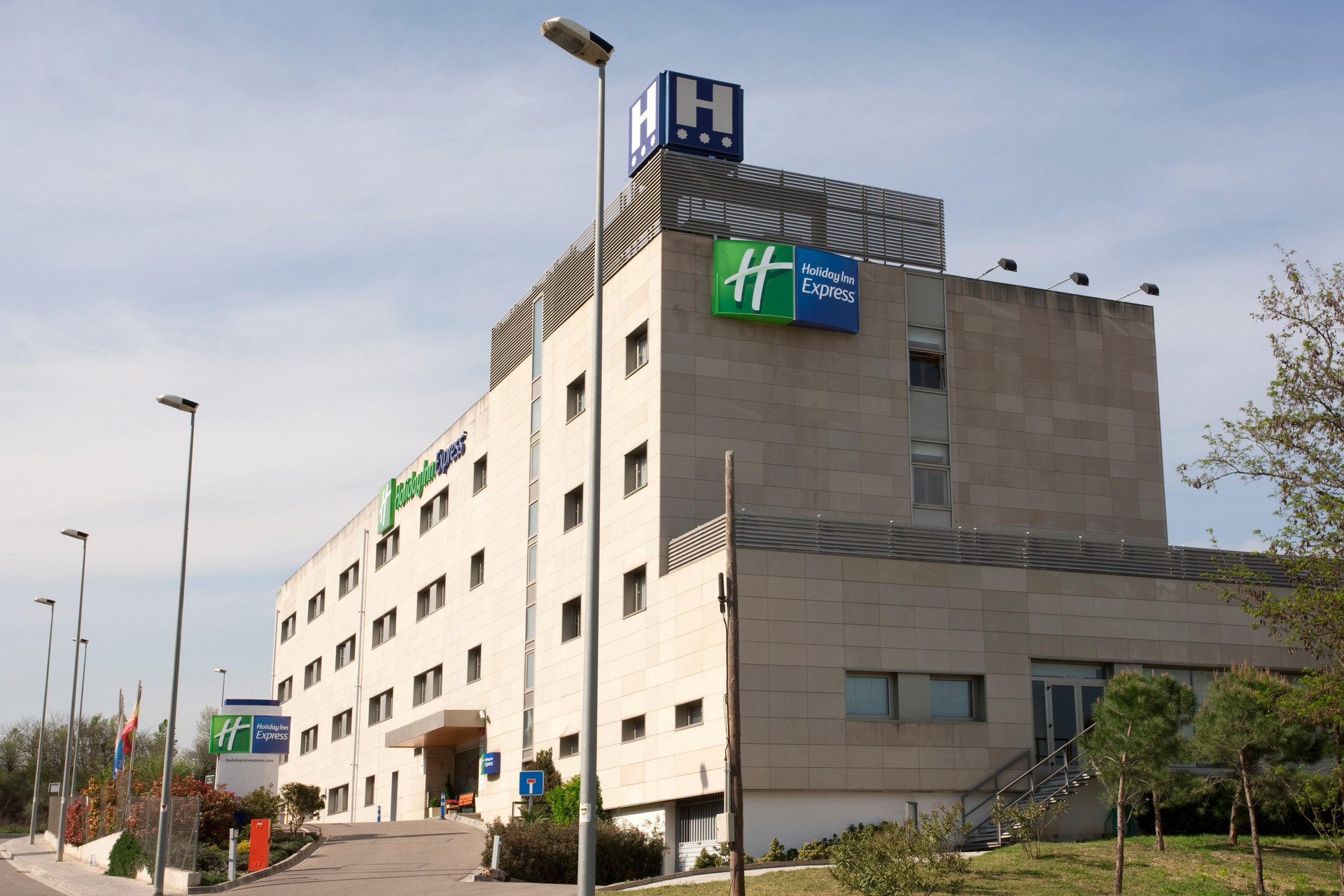 Vista Exterior Holiday Inn Express Barcelona-Montmeló by IHG