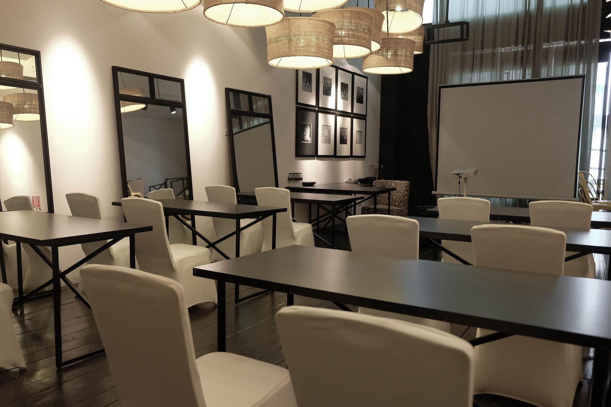 Sala de Reuniones M Boutique Hotel