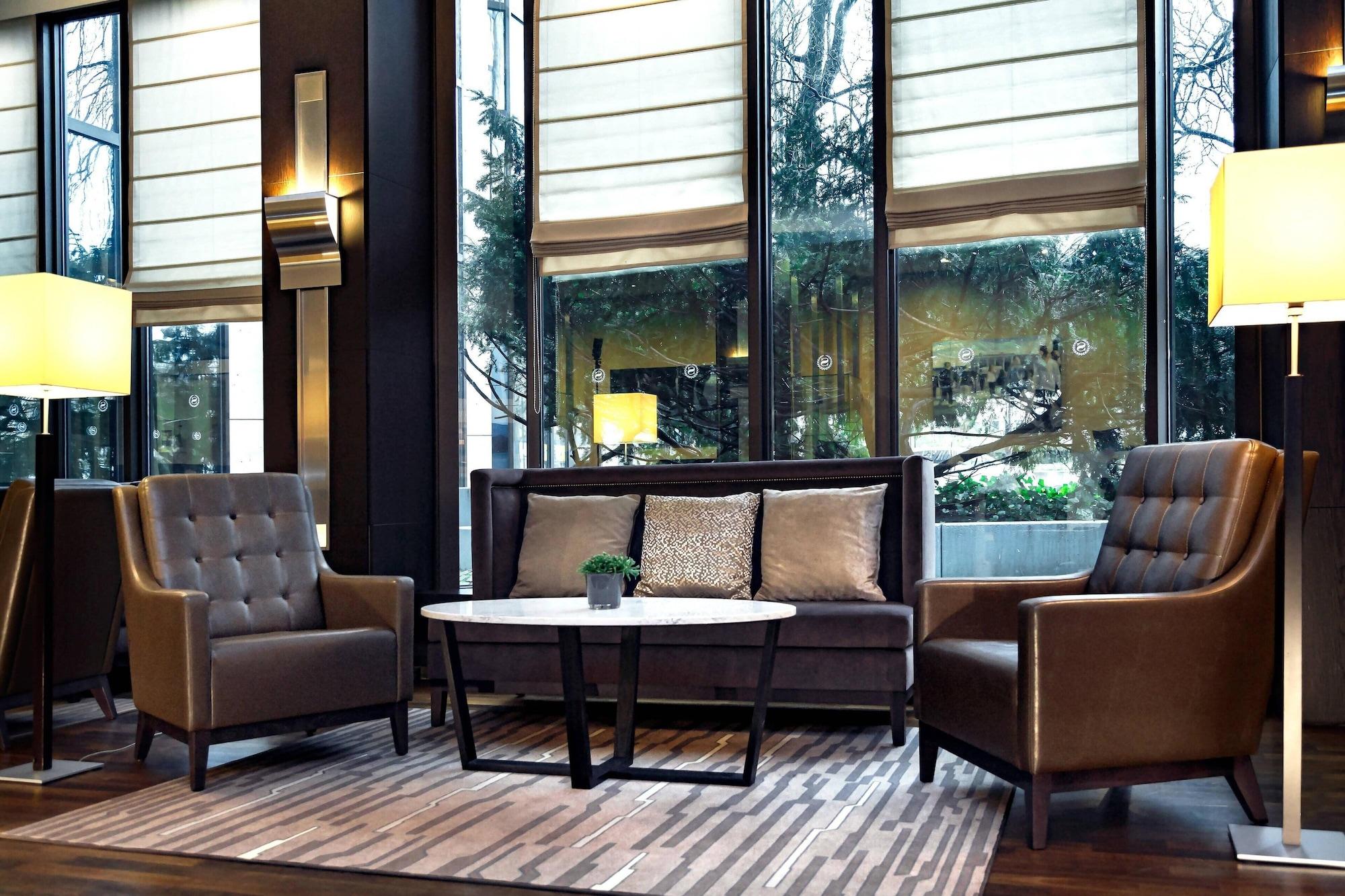 Vista Lobby Sheraton Essen Hotel
