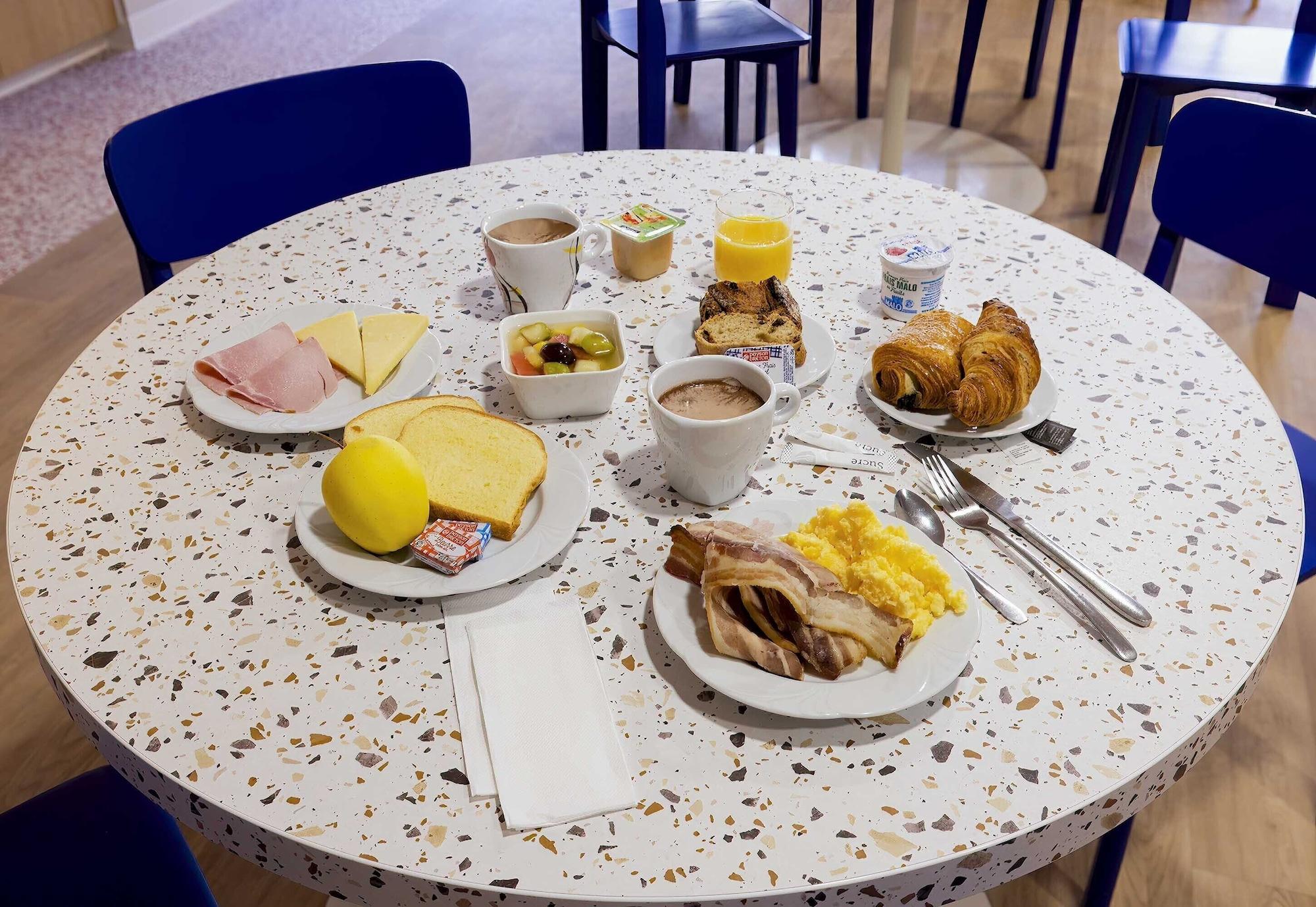 Restaurant B&B HOTEL Perpignan Centre