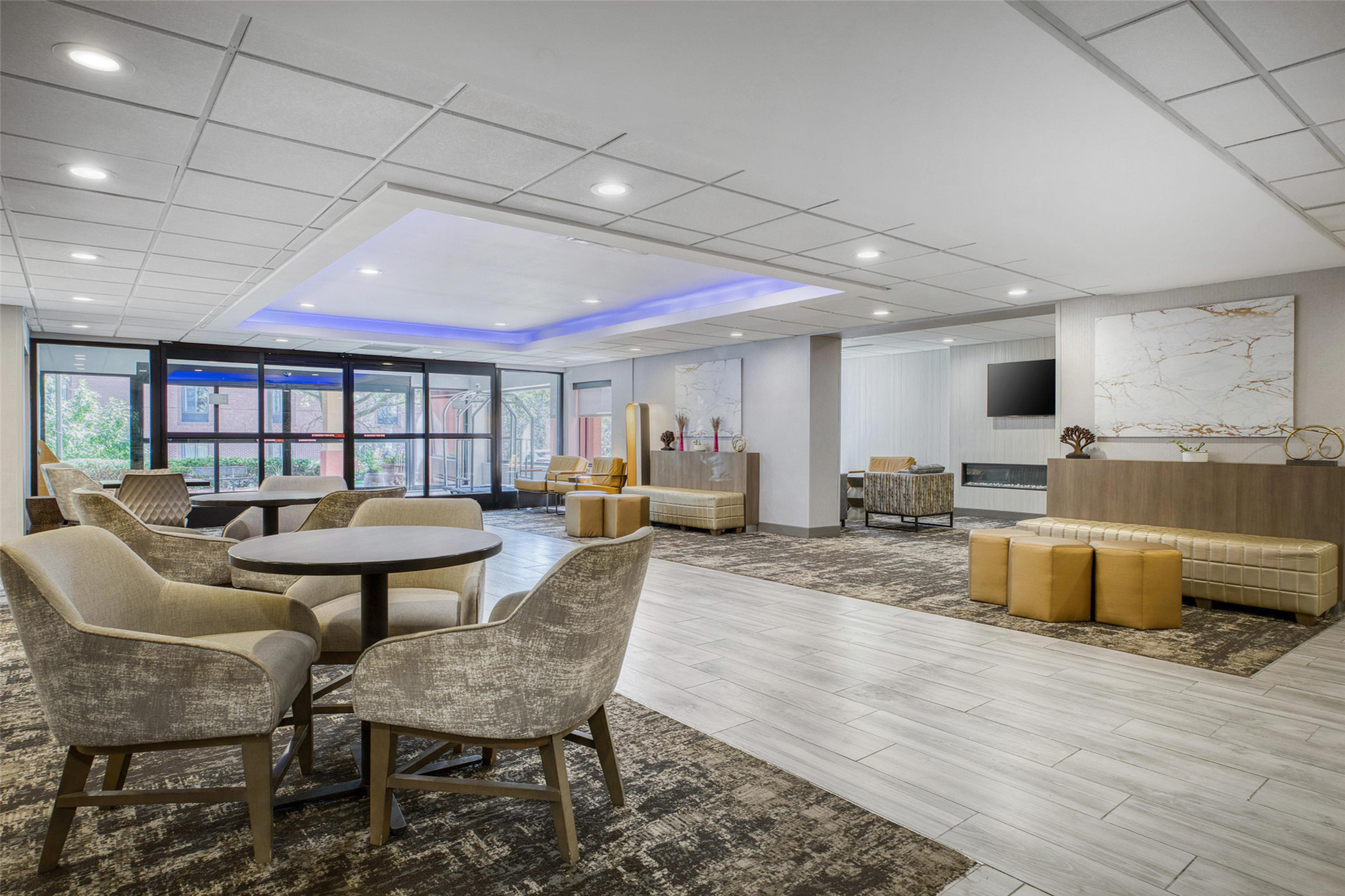 Vista Lobby Surestay Plus By Best Western Chicago Lombard
