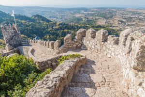 Actividad - Castillo de los Moros: Visita autoguiada con audioguía en tu teléfono