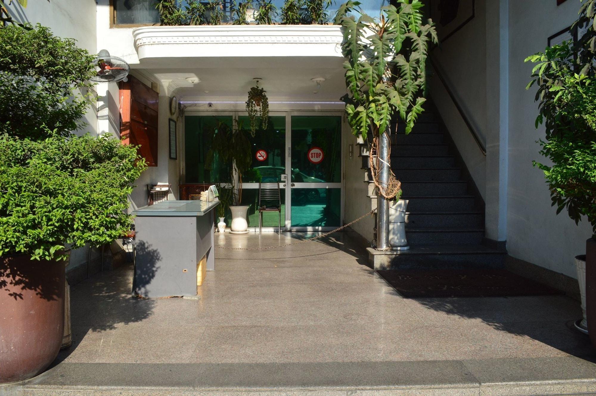 Varios Hanh Phuc Hotel