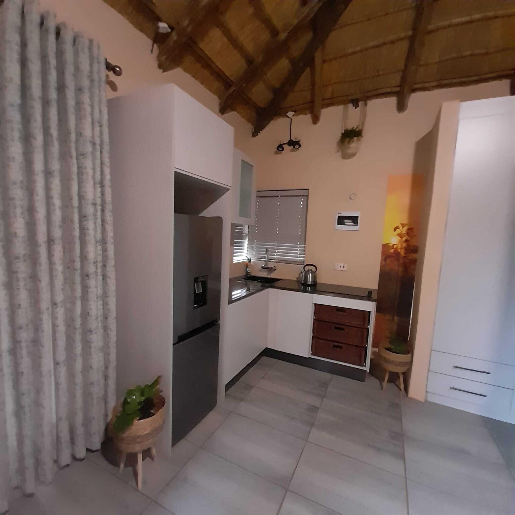 Habitación Ikhutse Guest House