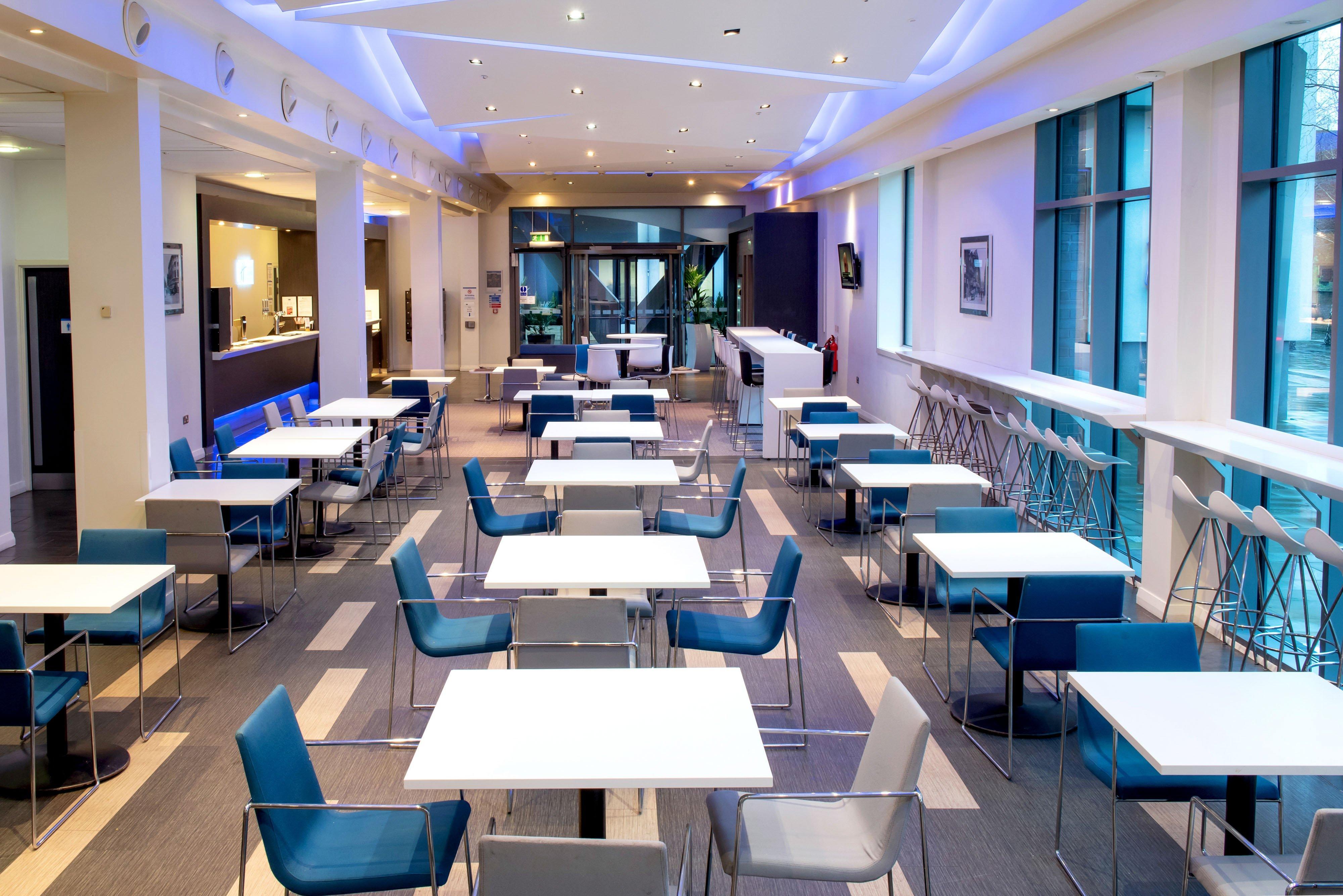 Restaurant Holiday Inn Express Manchester City Centre Arena by IHG