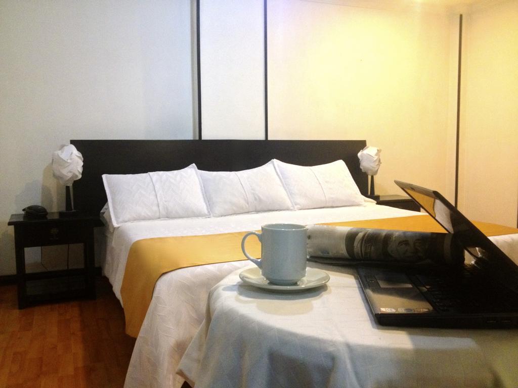 Hotel Hotel Ferrovial Corferías