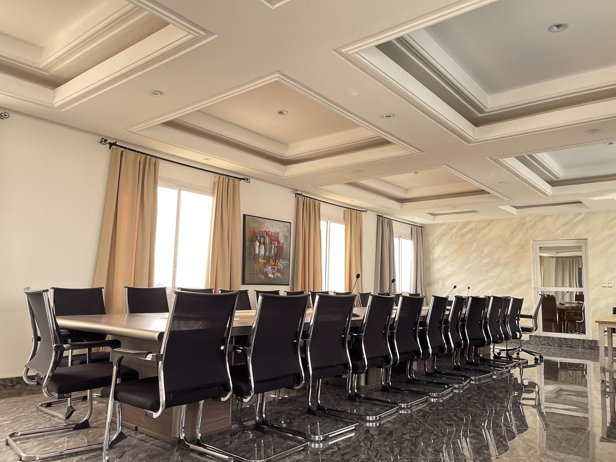Sala de Reuniones Shalom City Hotel