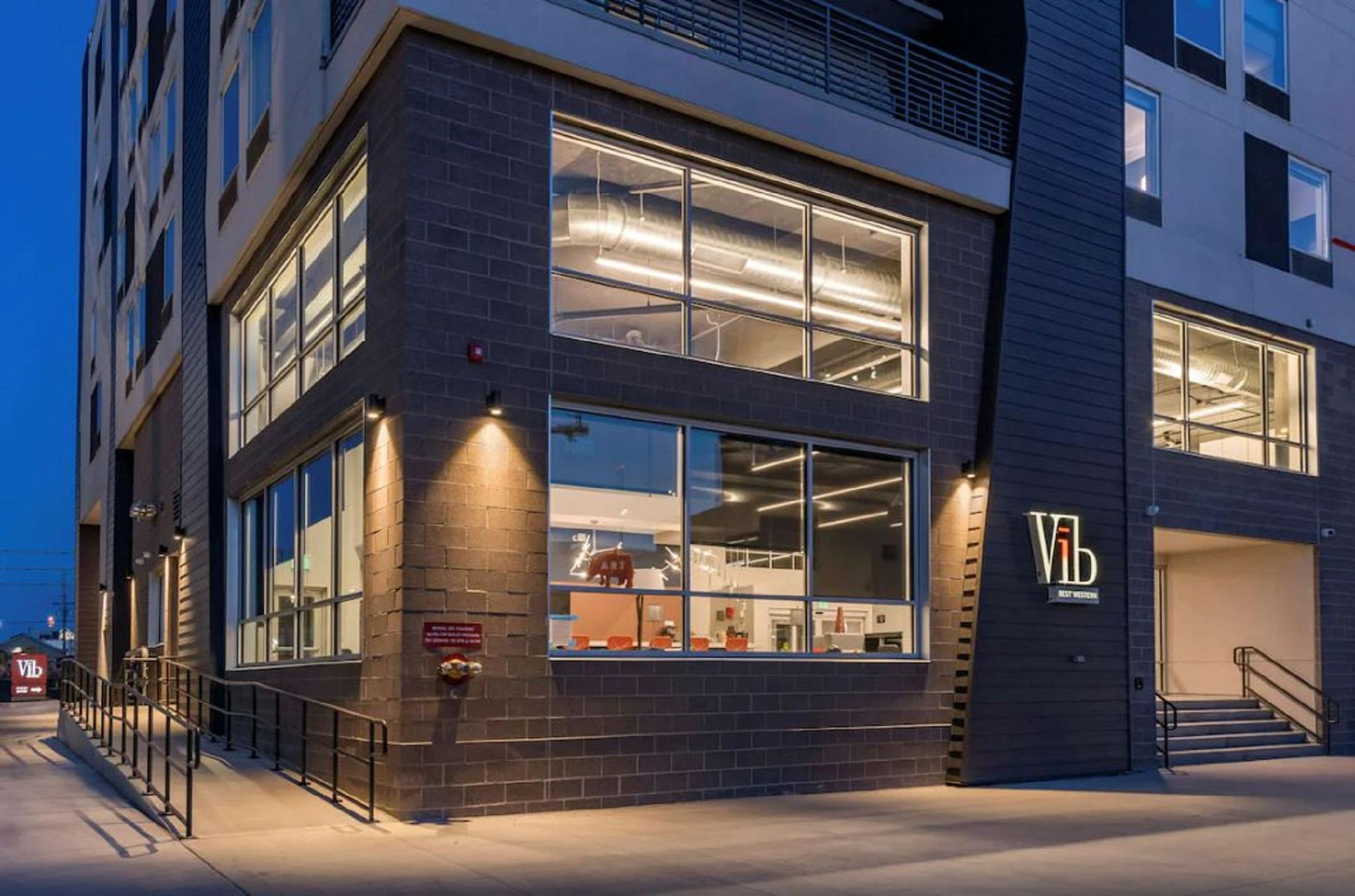 Vista Exterior Vīb Hotel by Best Western Denver RiNo