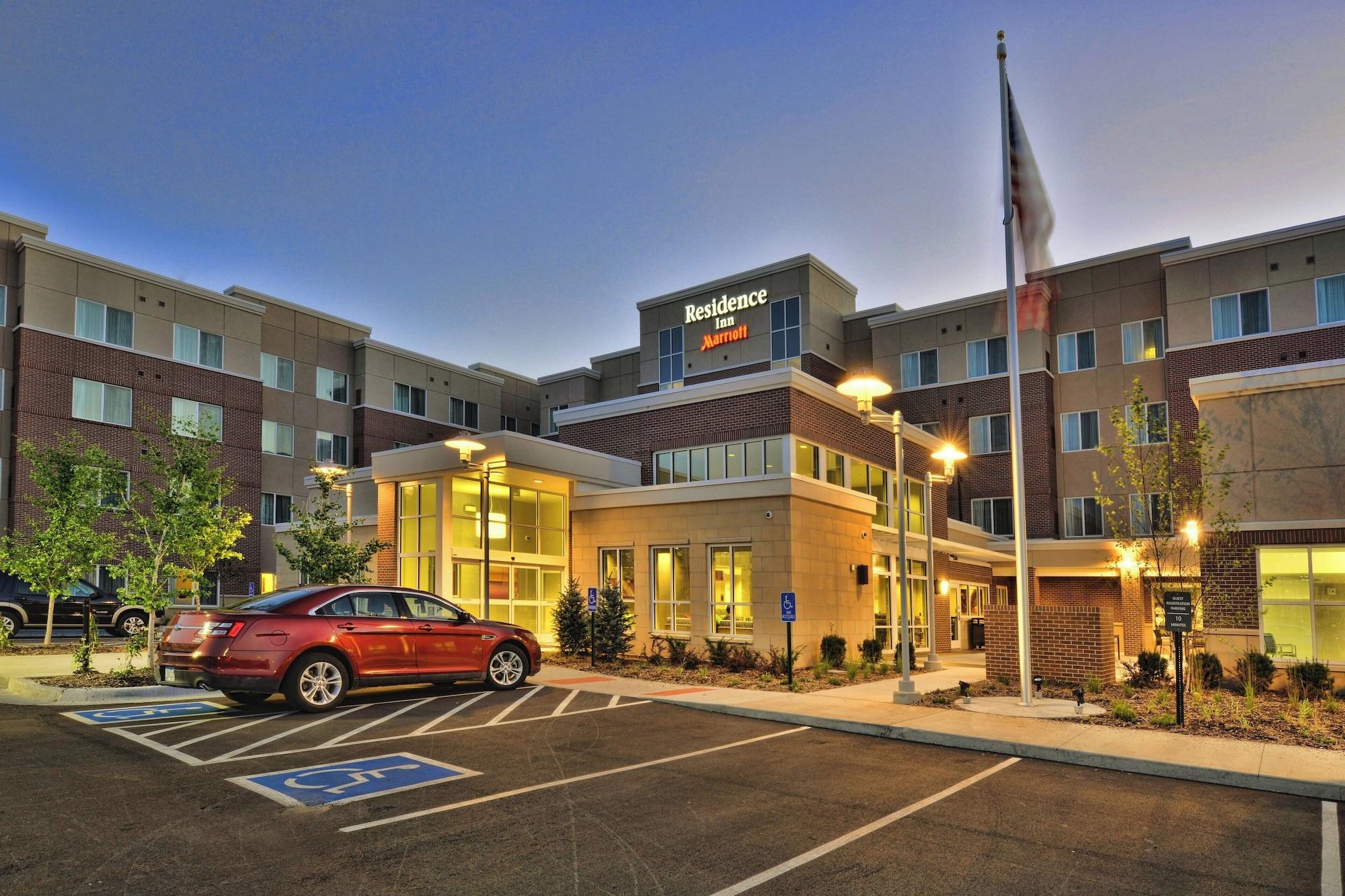 Varios Residence Inn by Marriott Omaha Aksarben Village