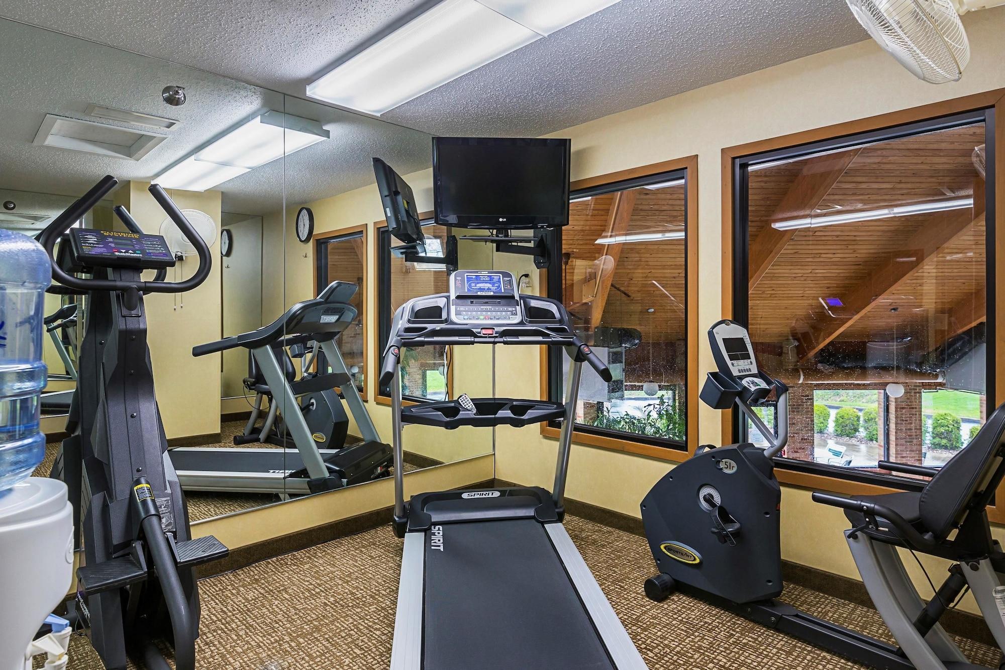 Gimnasio Quality Inn Waverly