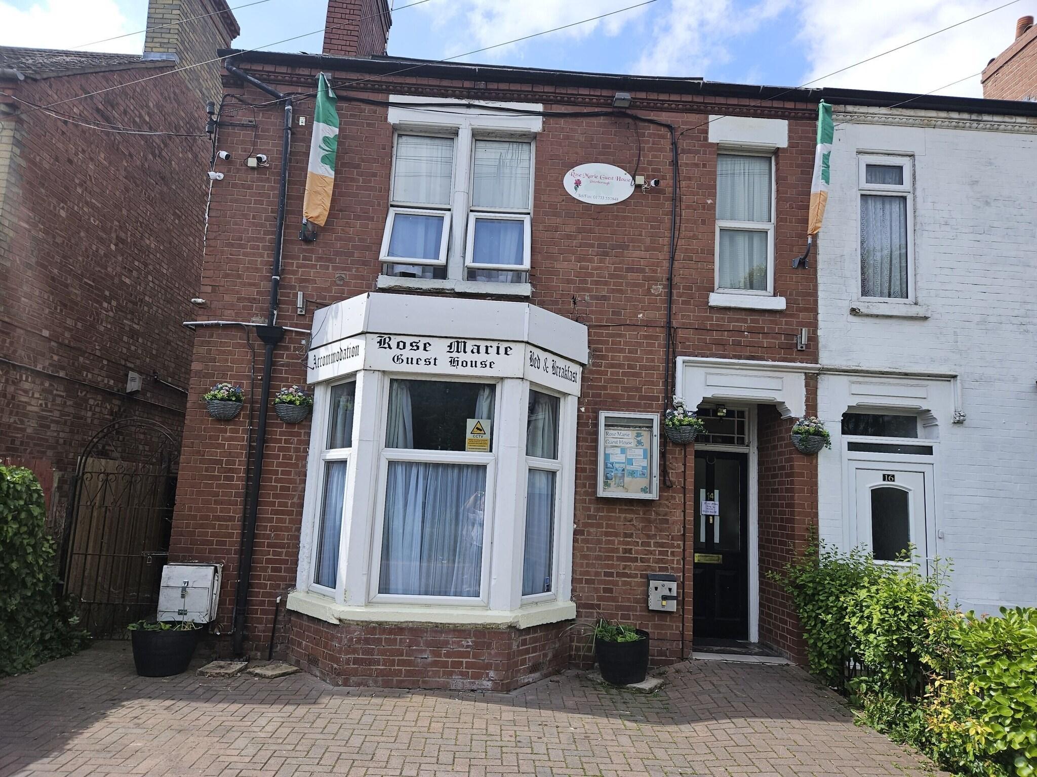 Vista Exterior Rose Marie Guest House