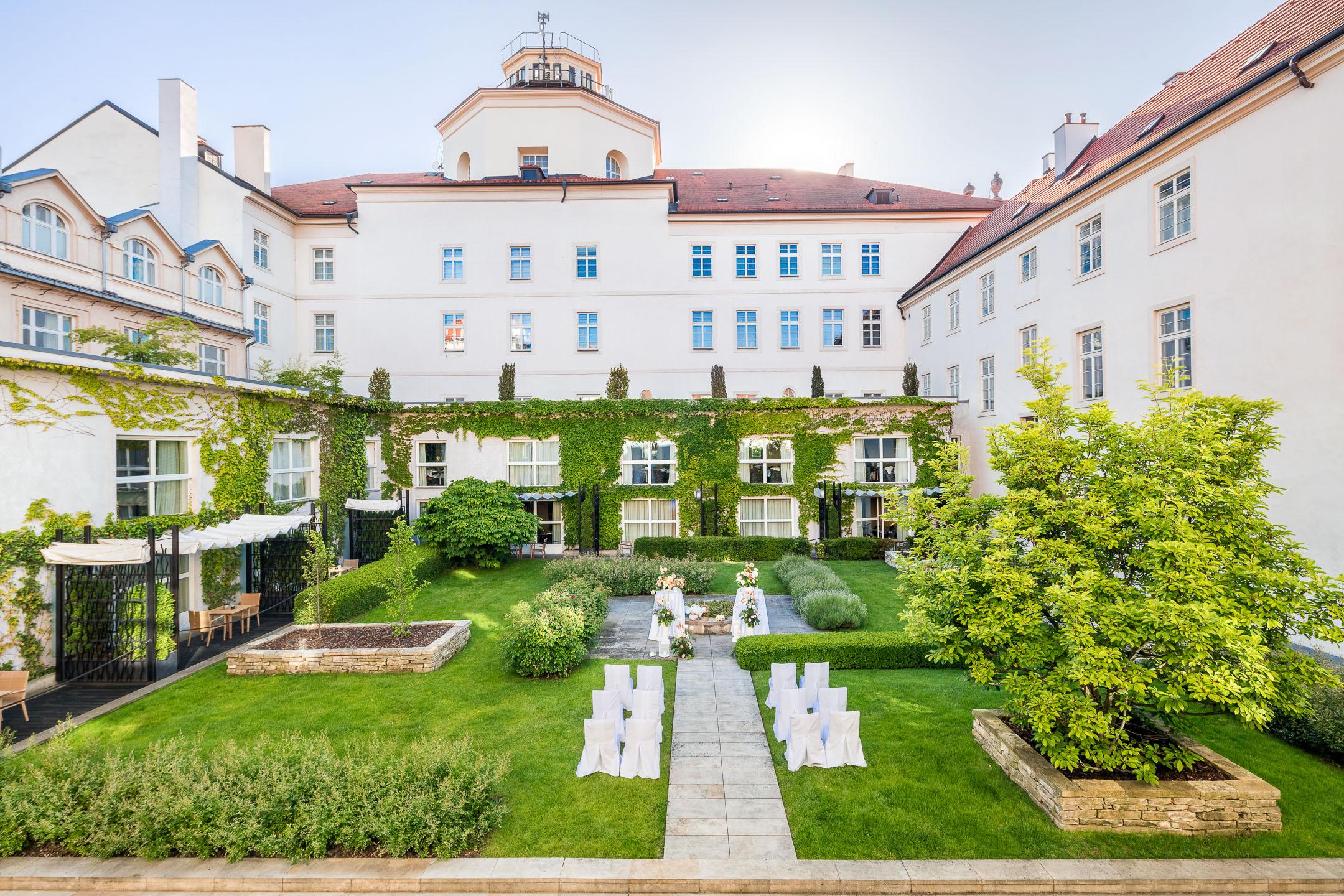 Vista Exterior Mandarin Oriental, Prague
