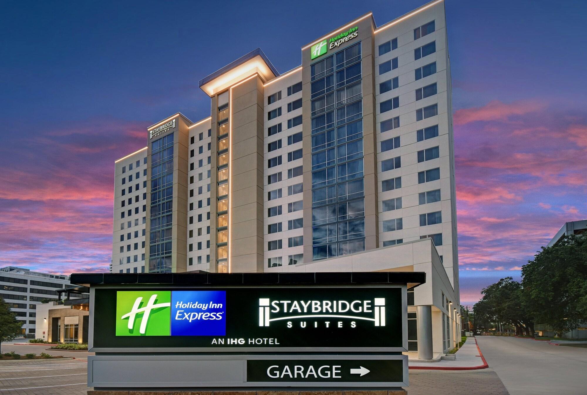 Vista Exterior Holiday Inn Express Houston - Galleria Area, an IHG Hotel