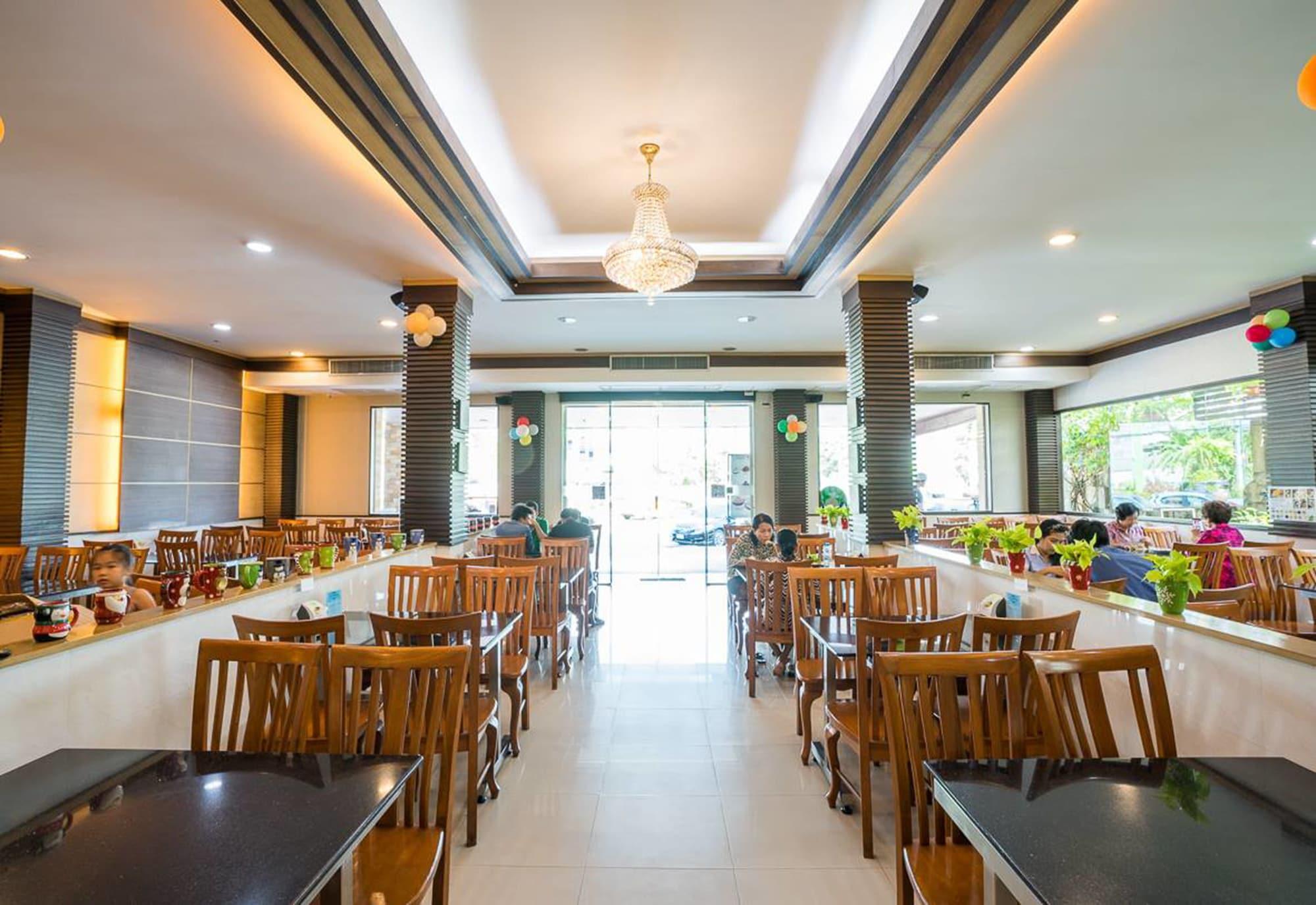 Restaurant Sansuk Apartment