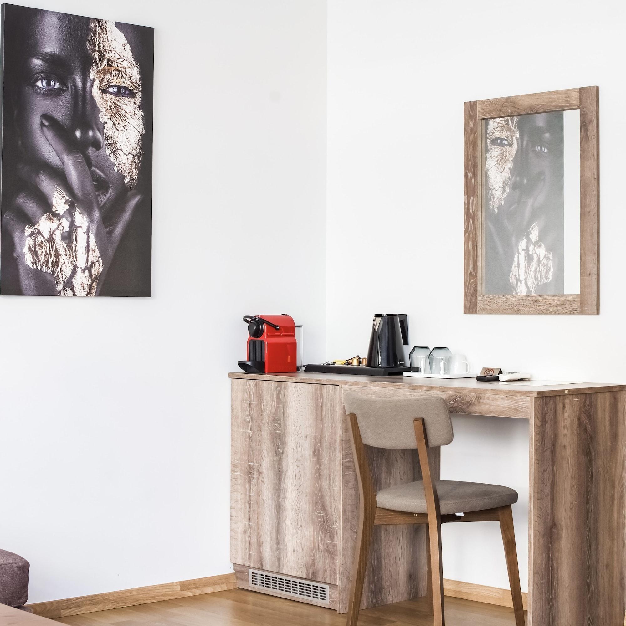 Set de Habitación Iasonos Suites