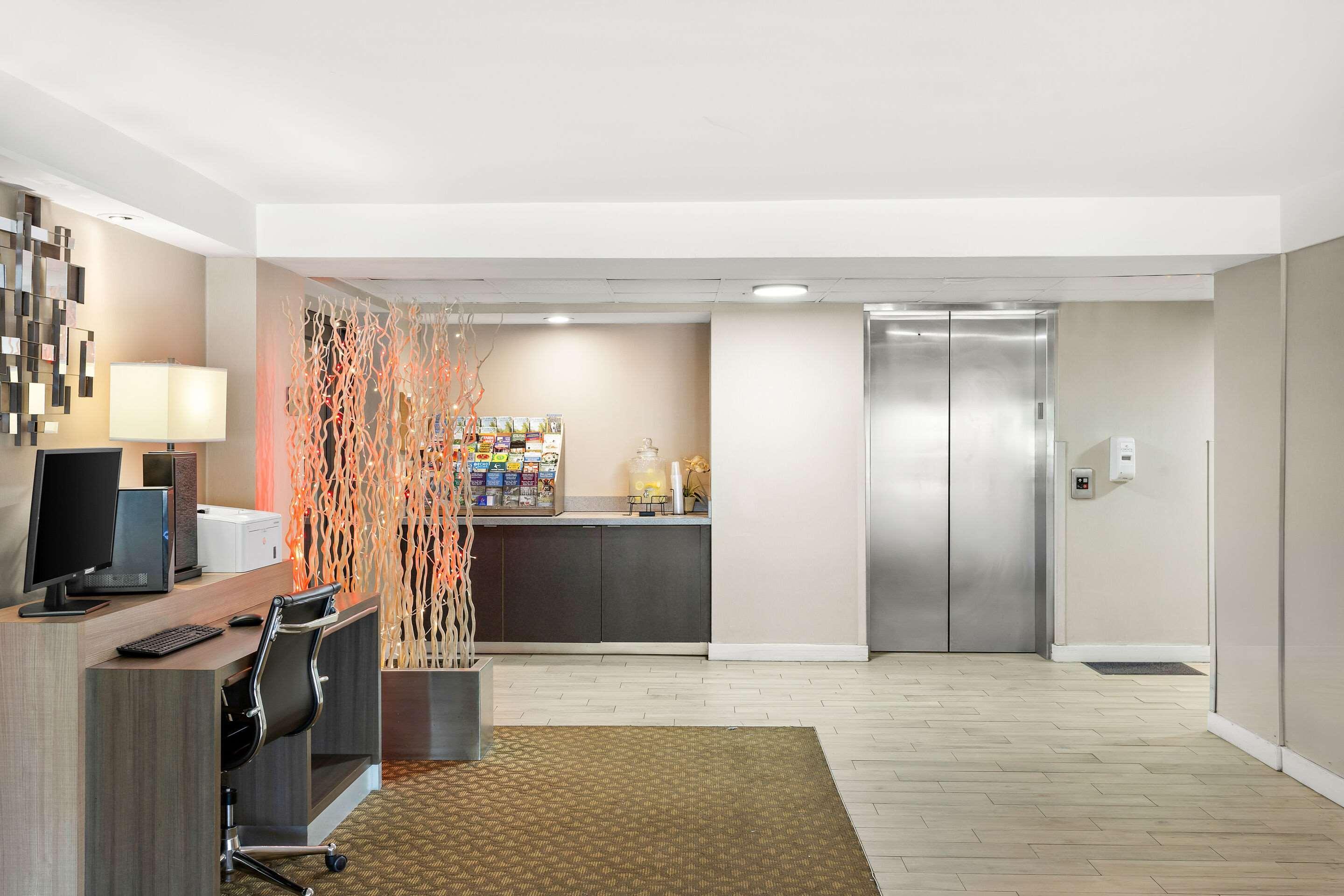 Centro de Negocios Comfort Inn White River Junction
