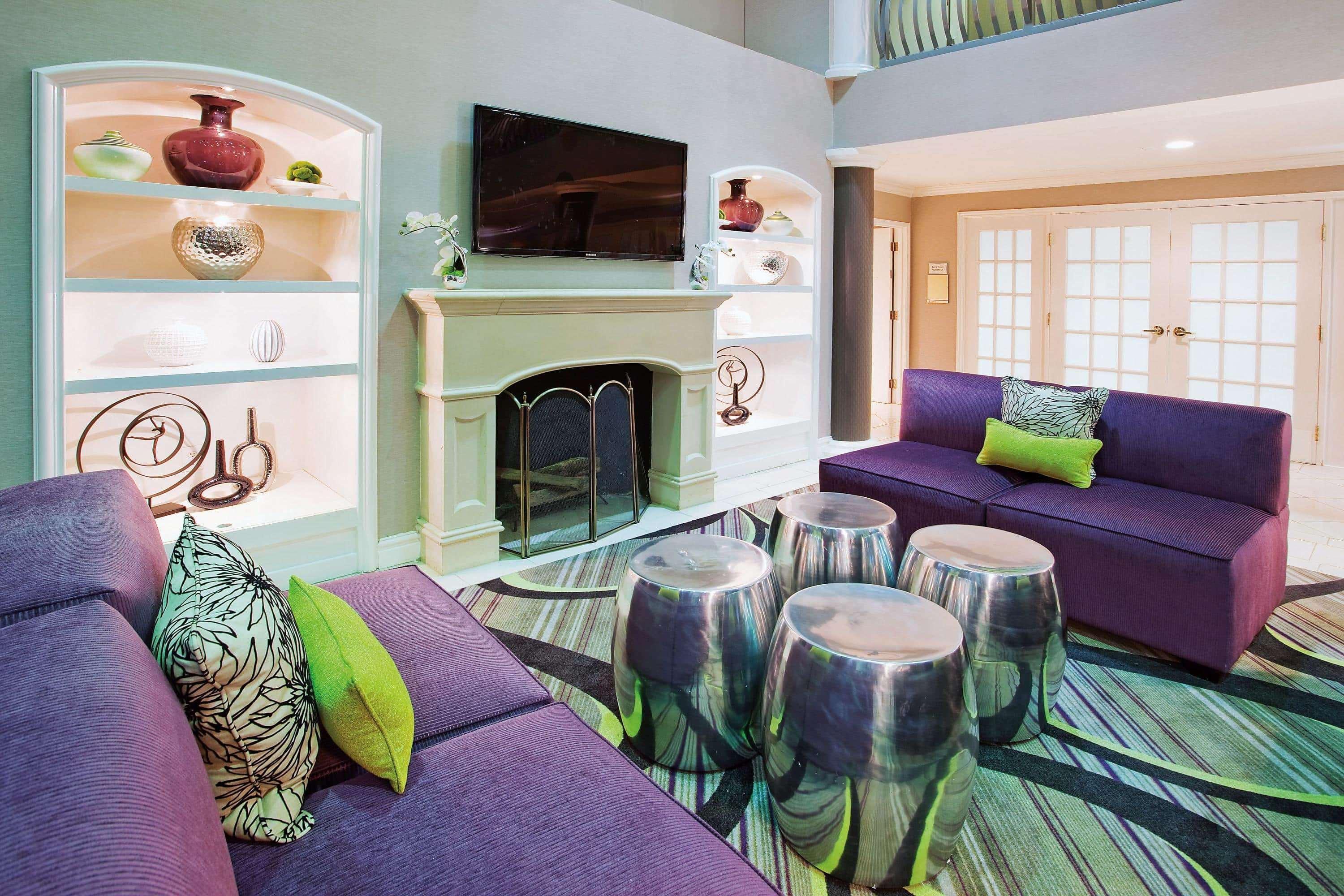 Vista Lobby La Quinta Inn & Suites by Wyndham Macon