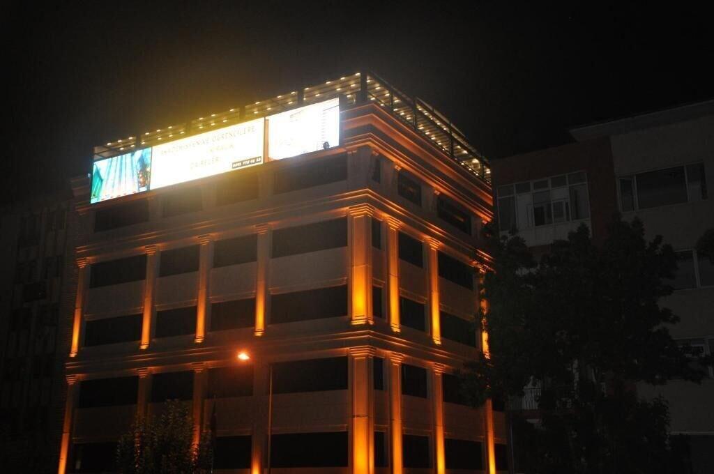 Vista Exterior Golaz Suit Otel