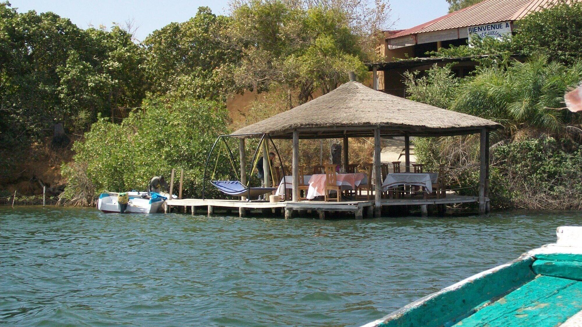 Varios La Source Lamentin